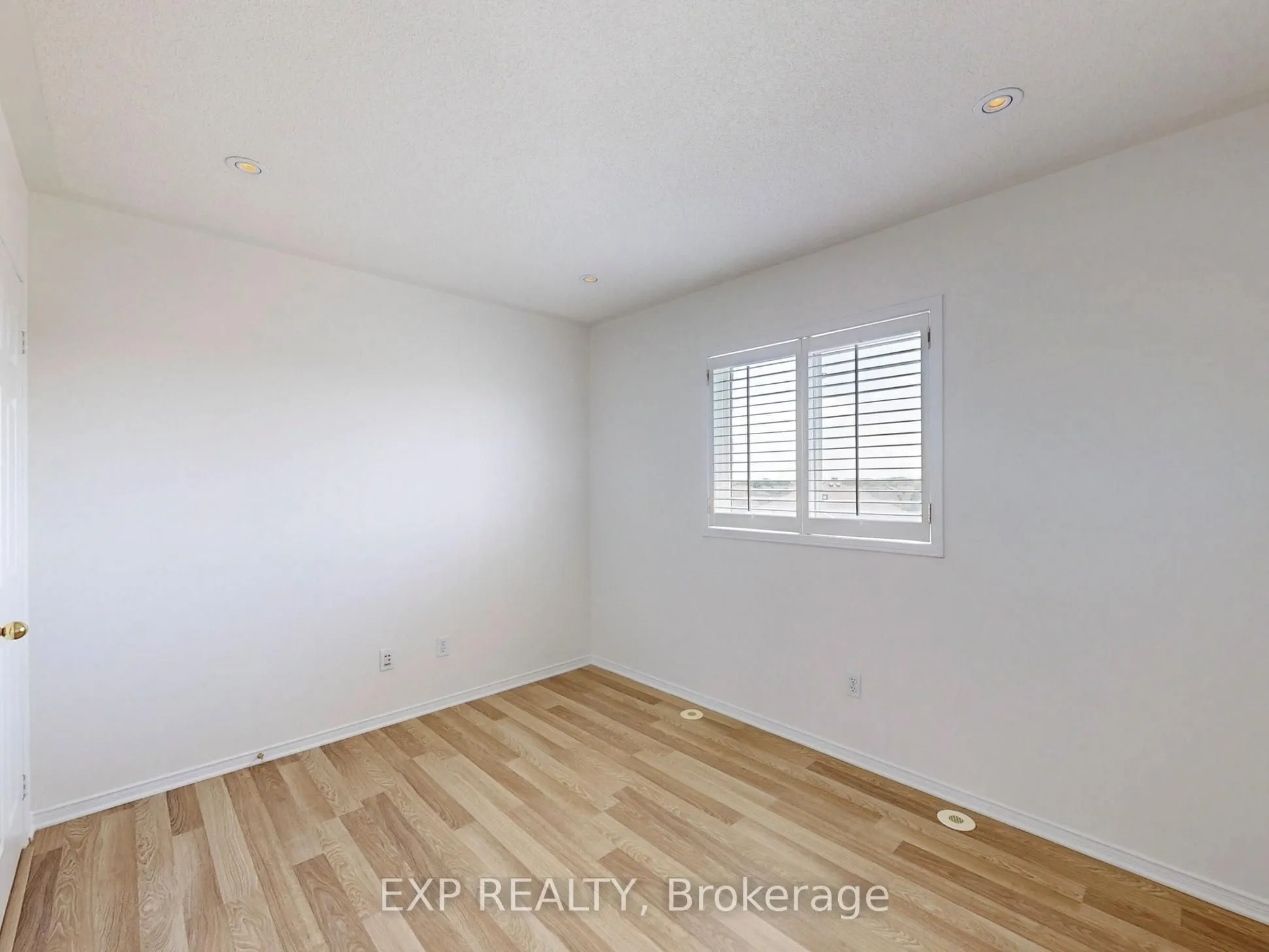 6630 Opera Glass Crescent