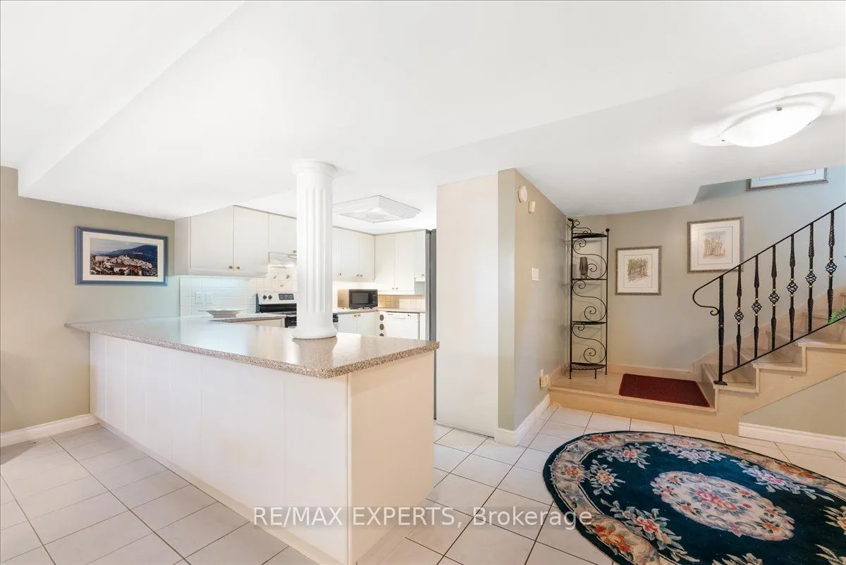 5 Del Ria Drive