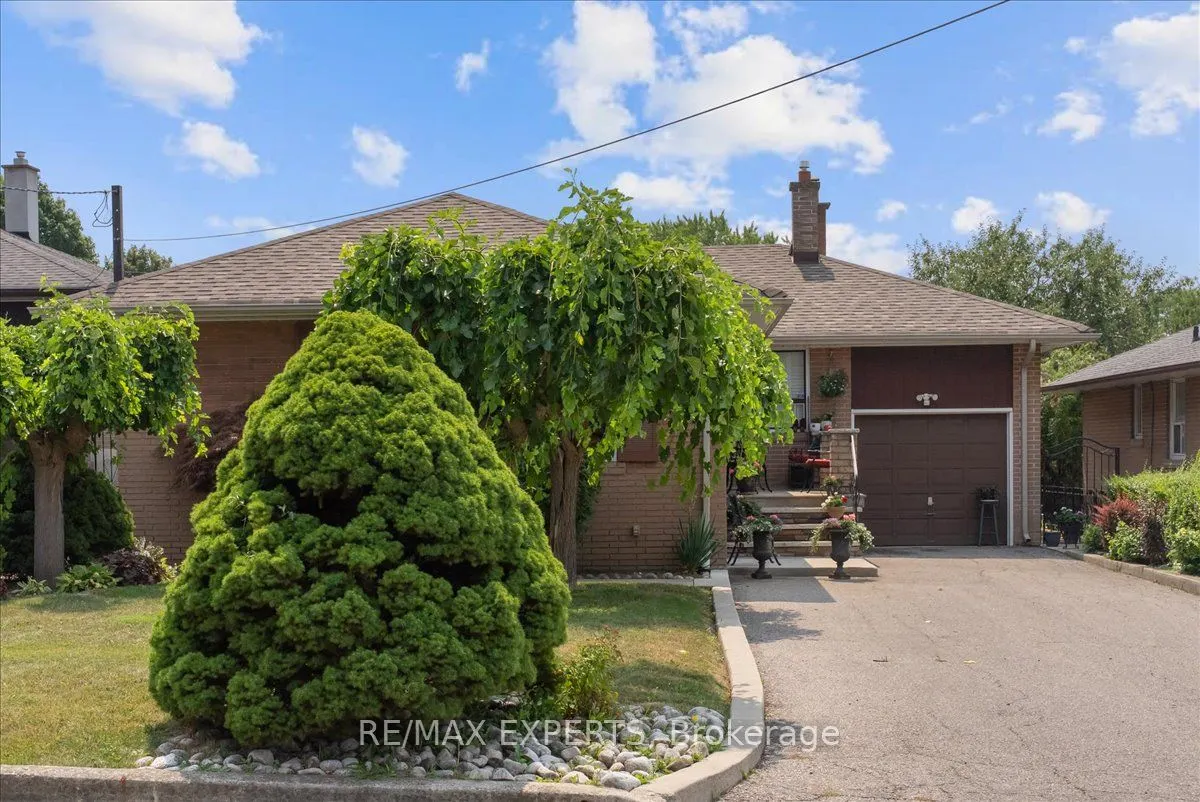 5 Del Ria Drive