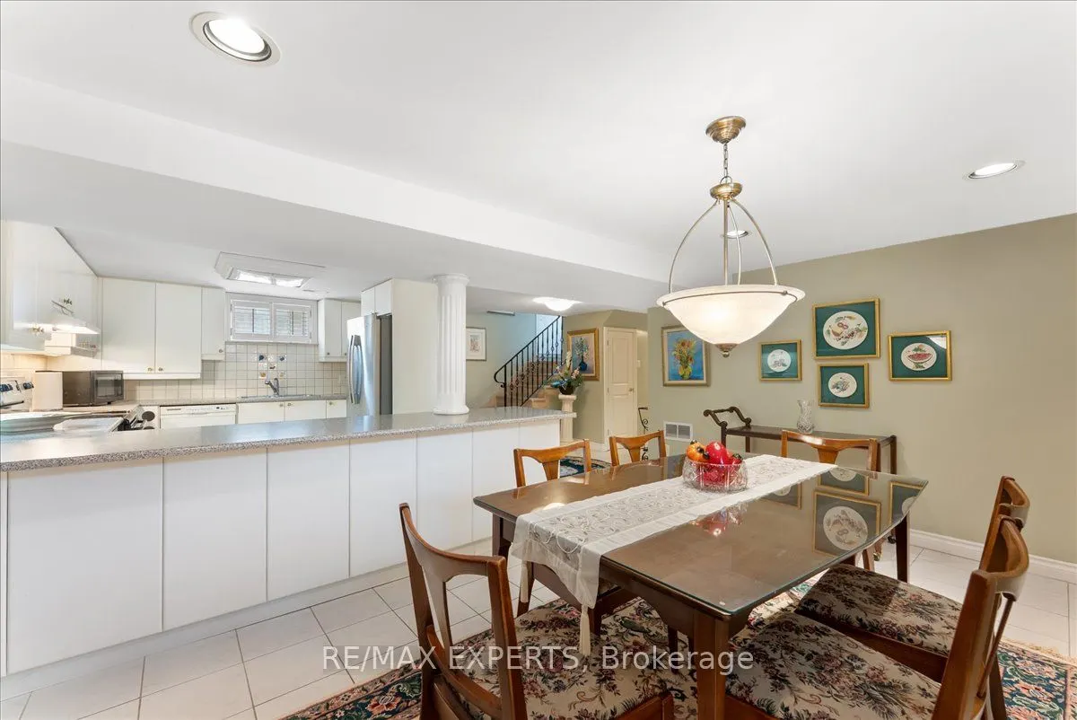 5 Del Ria Drive