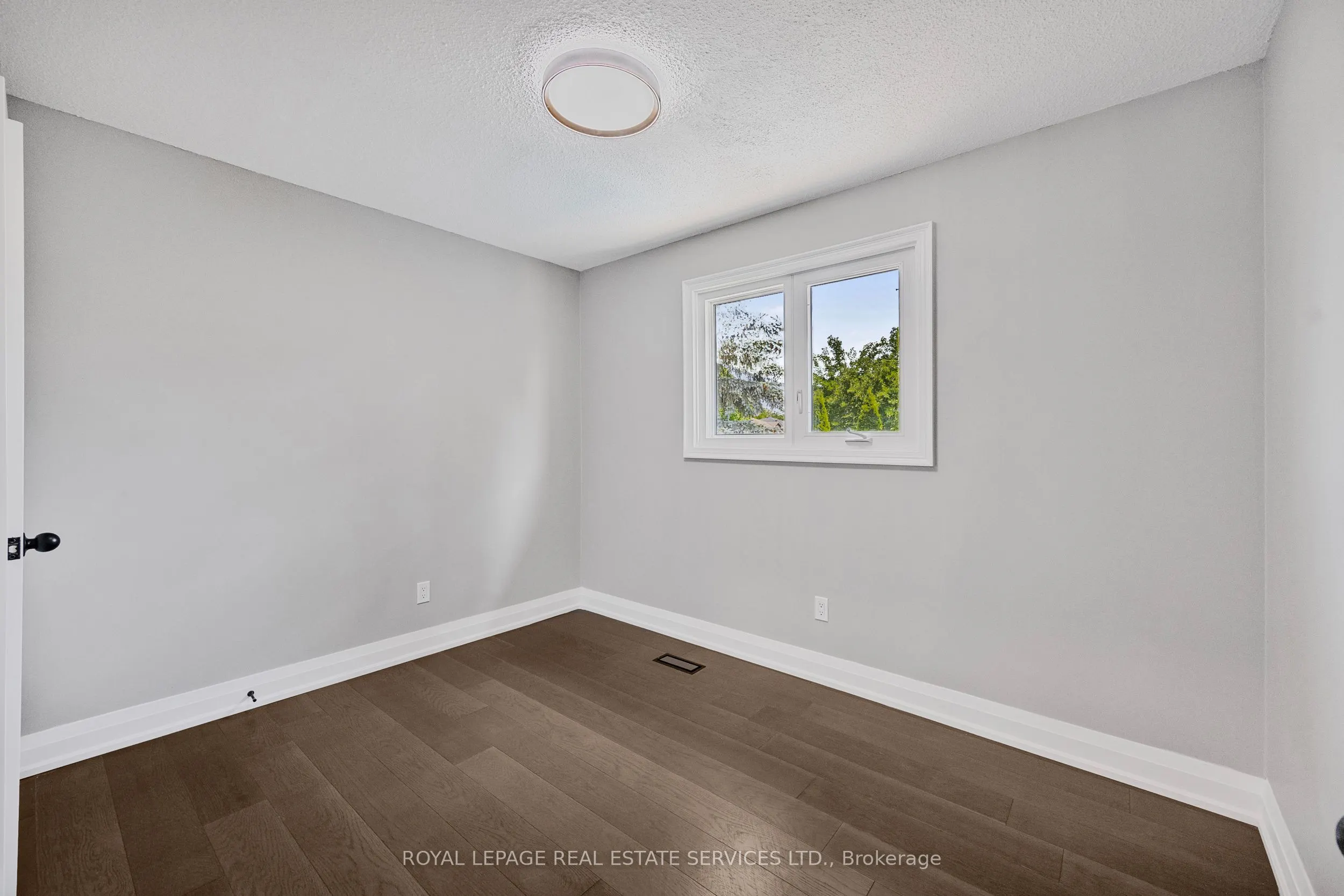 3551 Wass Crescent