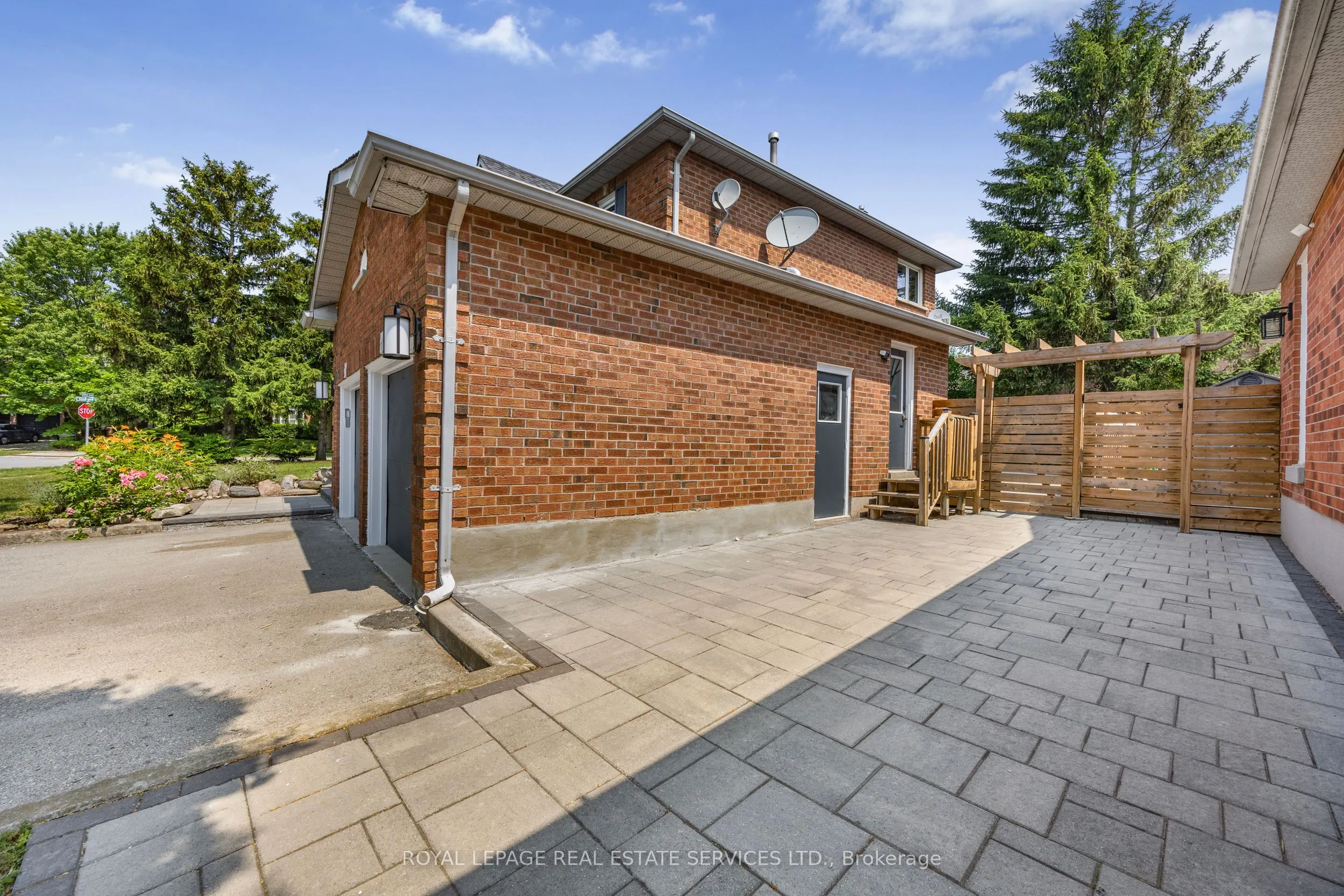 3551 Wass Crescent