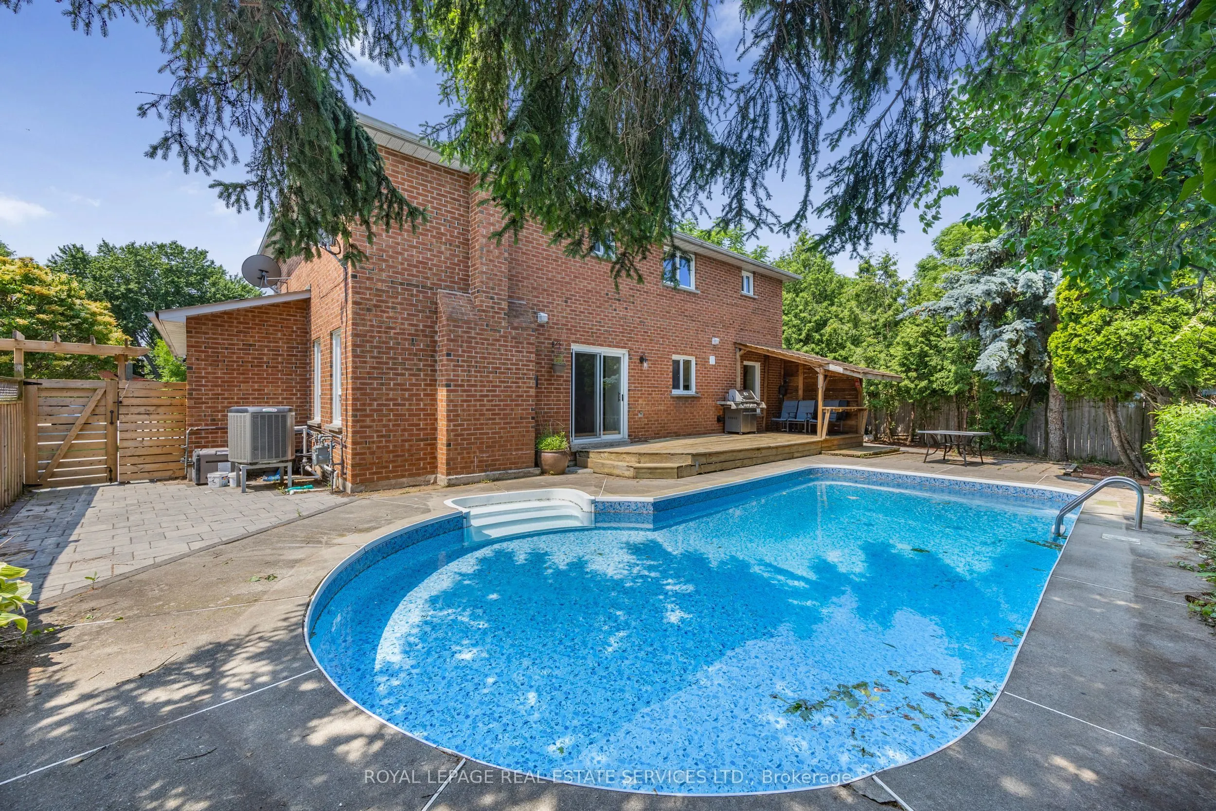 3551 Wass Crescent