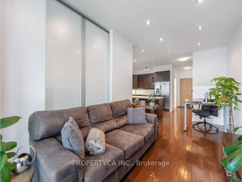 1910 Lake Shore Boulevard W, #503