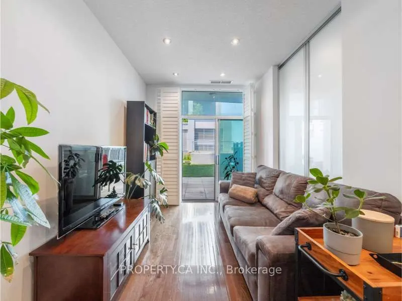 1910 Lake Shore Boulevard W, #503