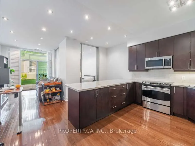 1910 Lake Shore Boulevard W, #503