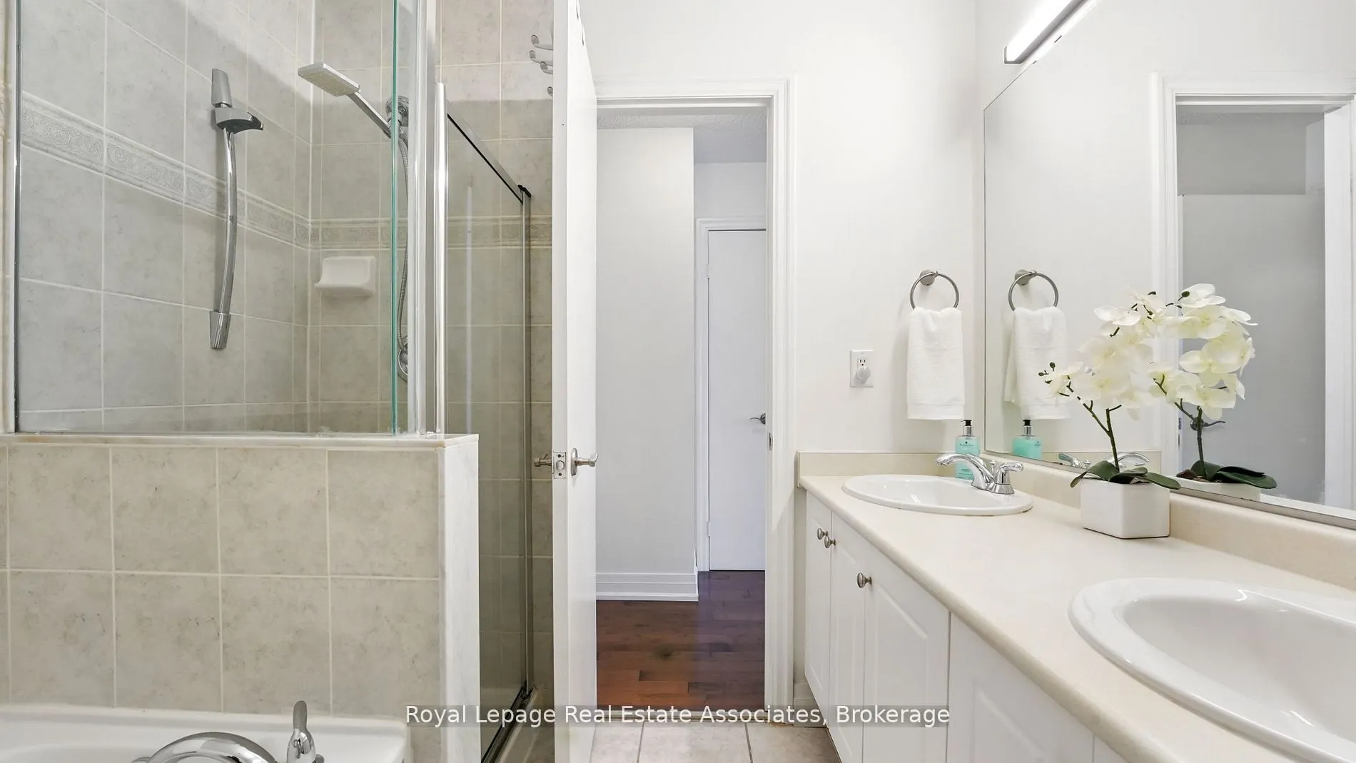 1355 Rathburn Road E, #35