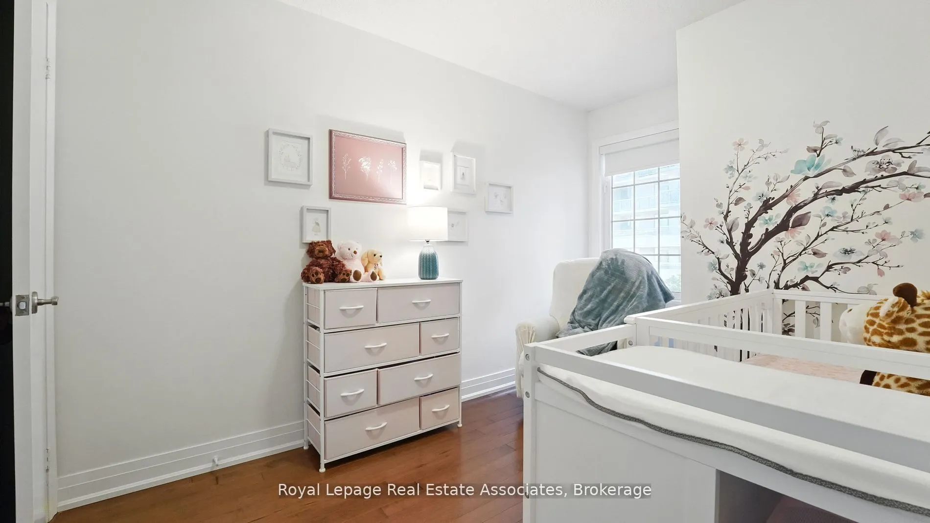 1355 Rathburn Road E, #35