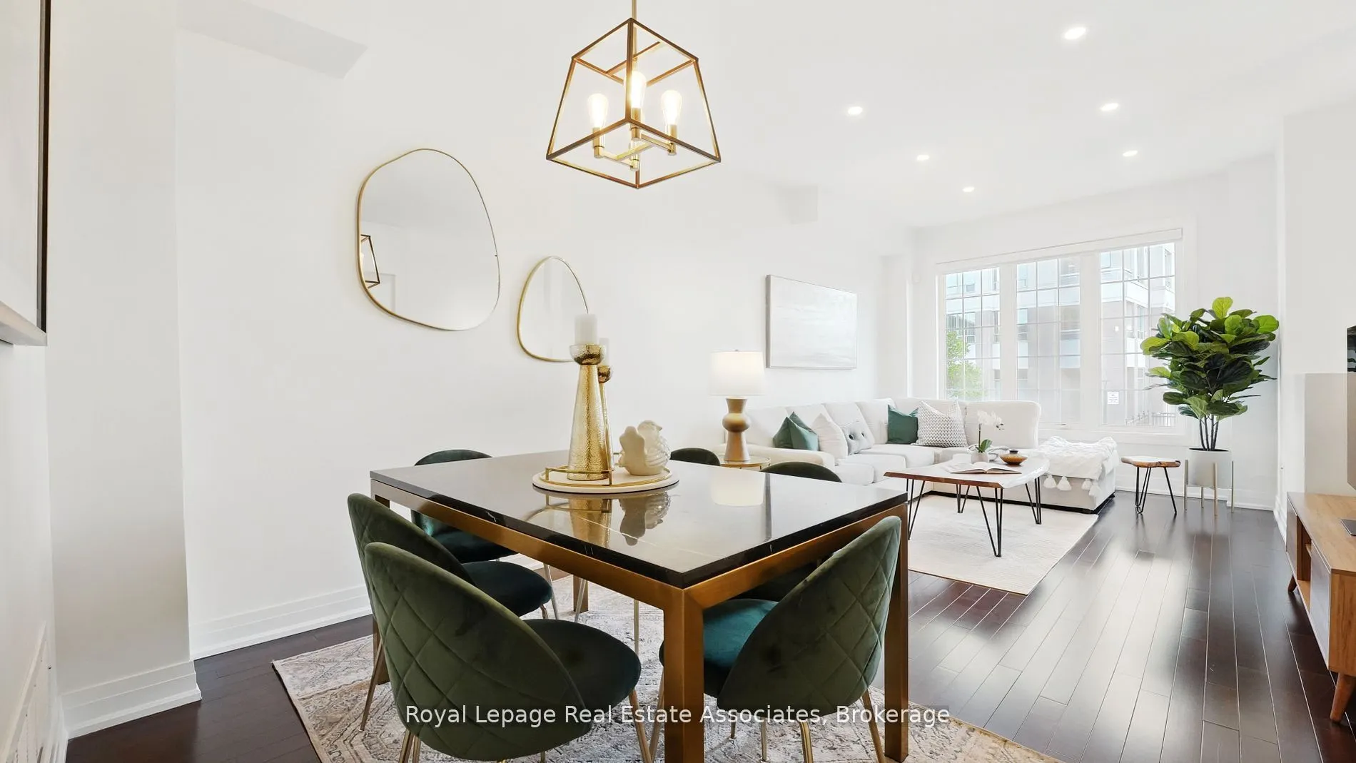 1355 Rathburn Road E, #35