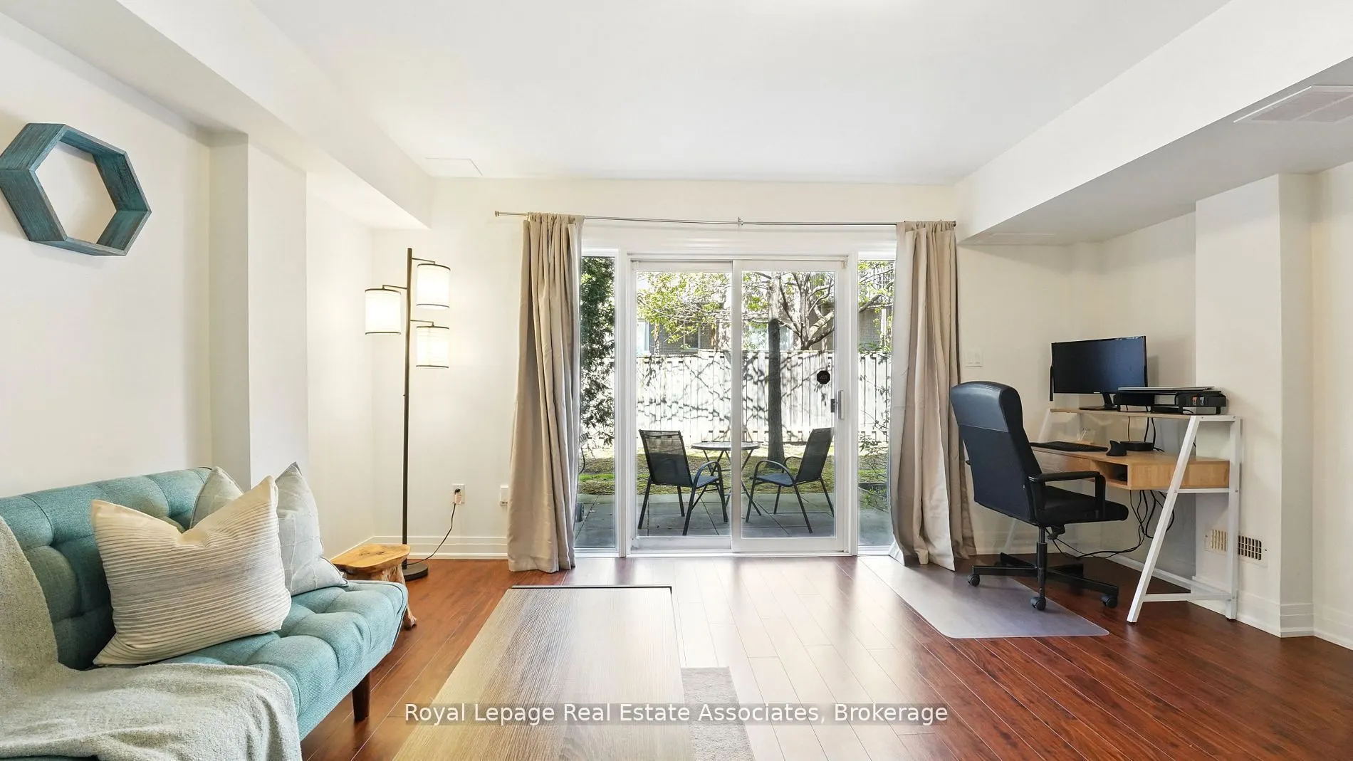 1355 Rathburn Road E, #35
