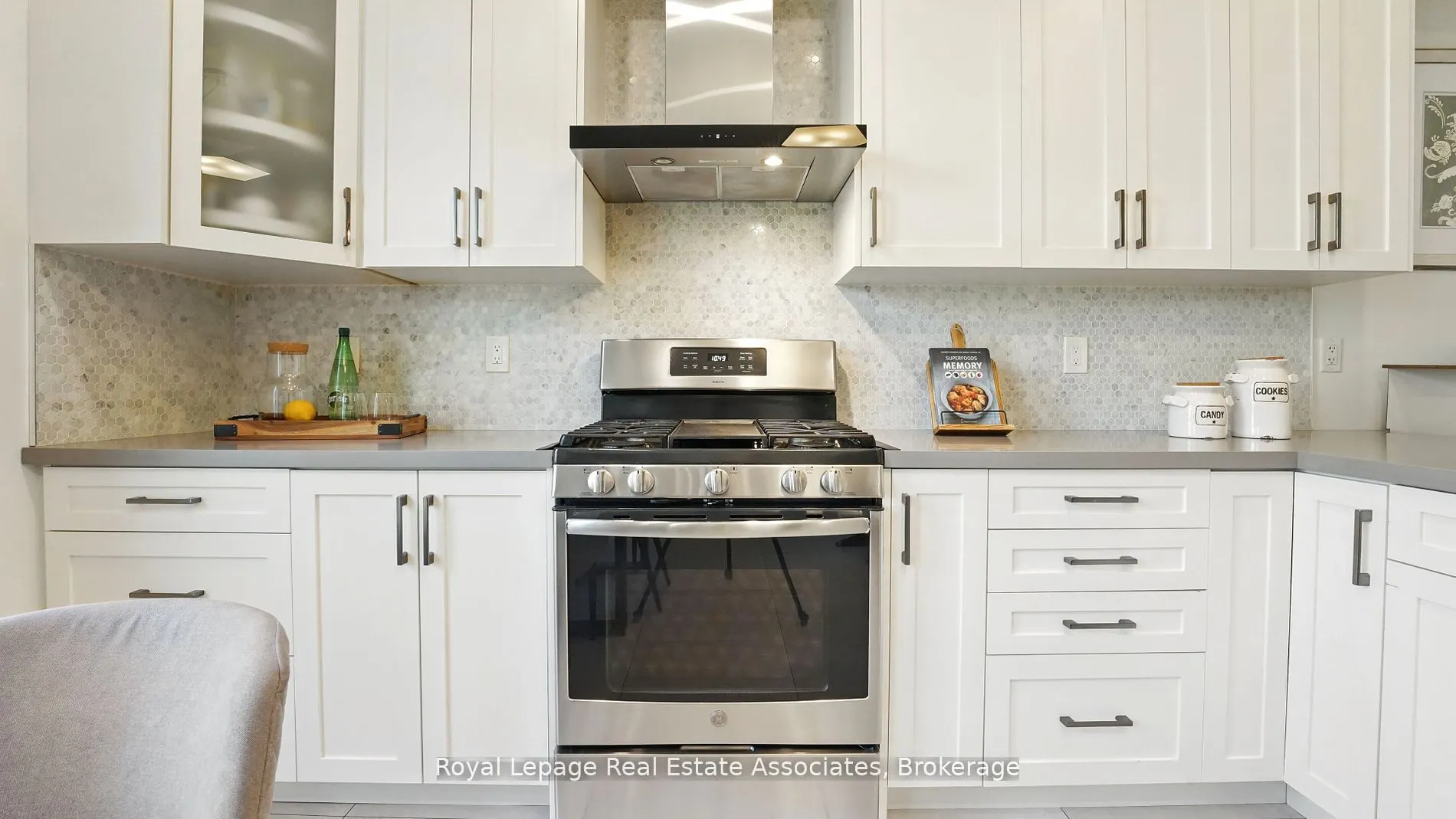 1355 Rathburn Road E, #35