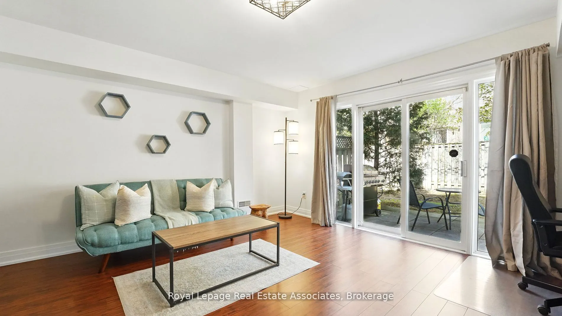 1355 Rathburn Road E, #35