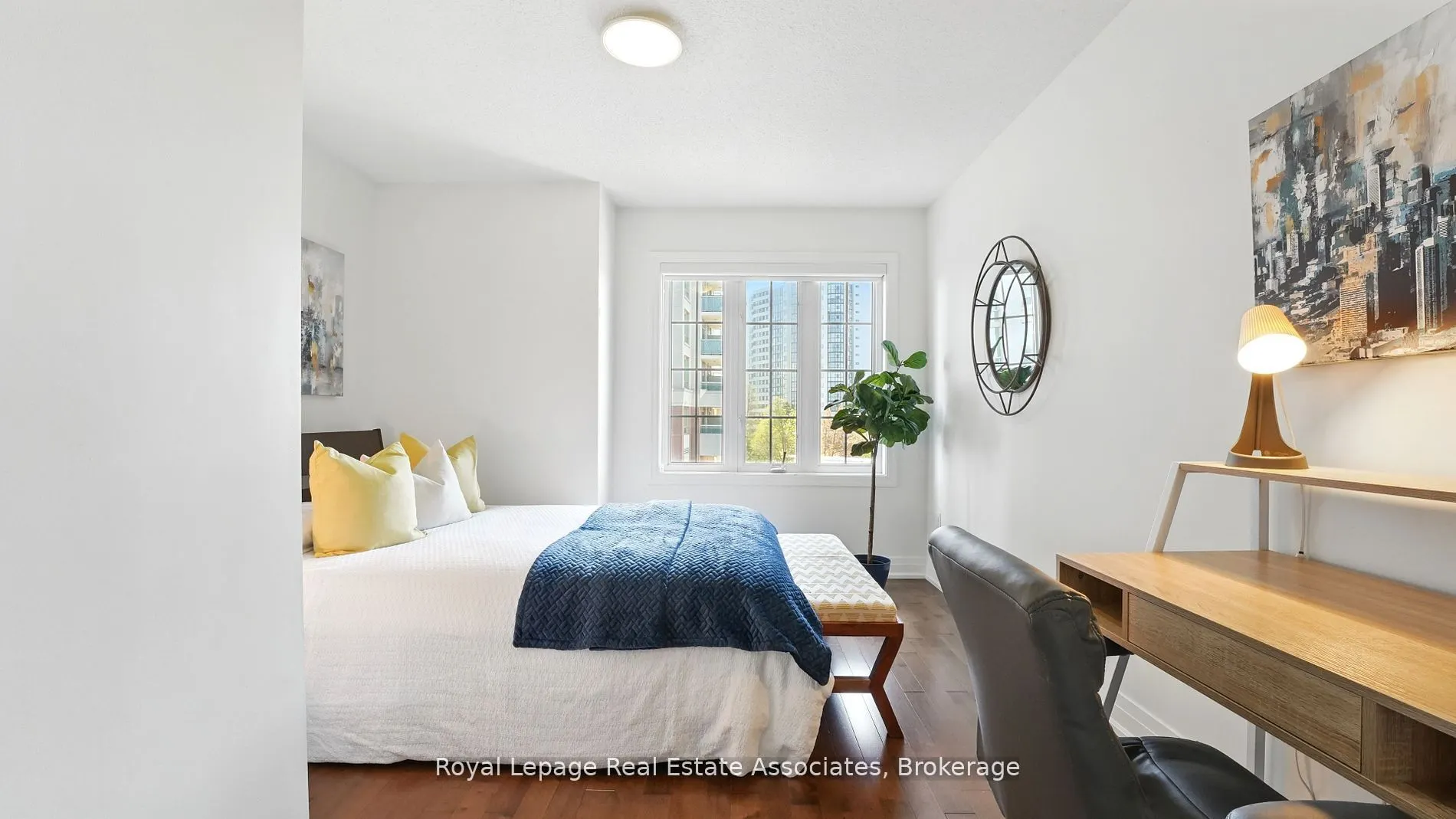 1355 Rathburn Road E, #35