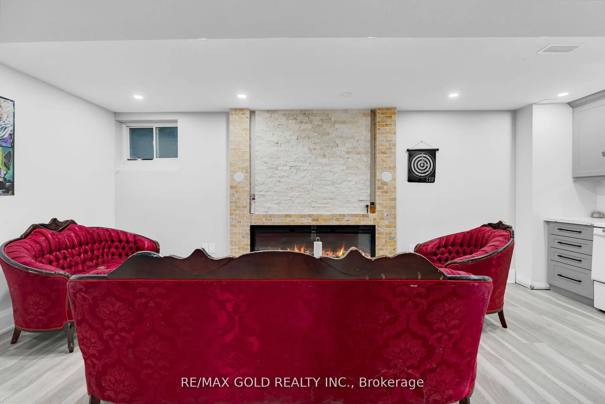 21 Cottonfield Circle
