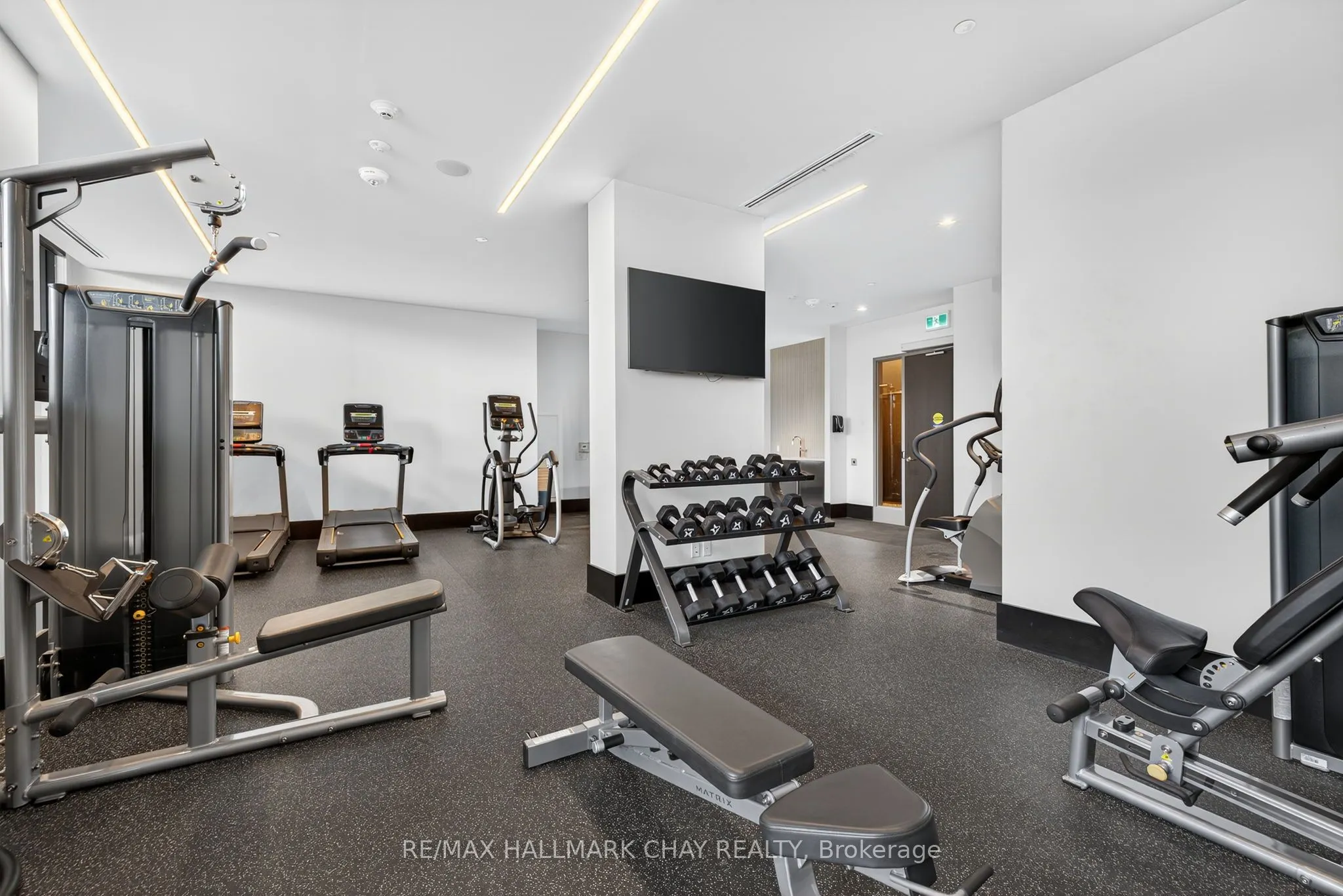 4208 Dundas Street W, #522