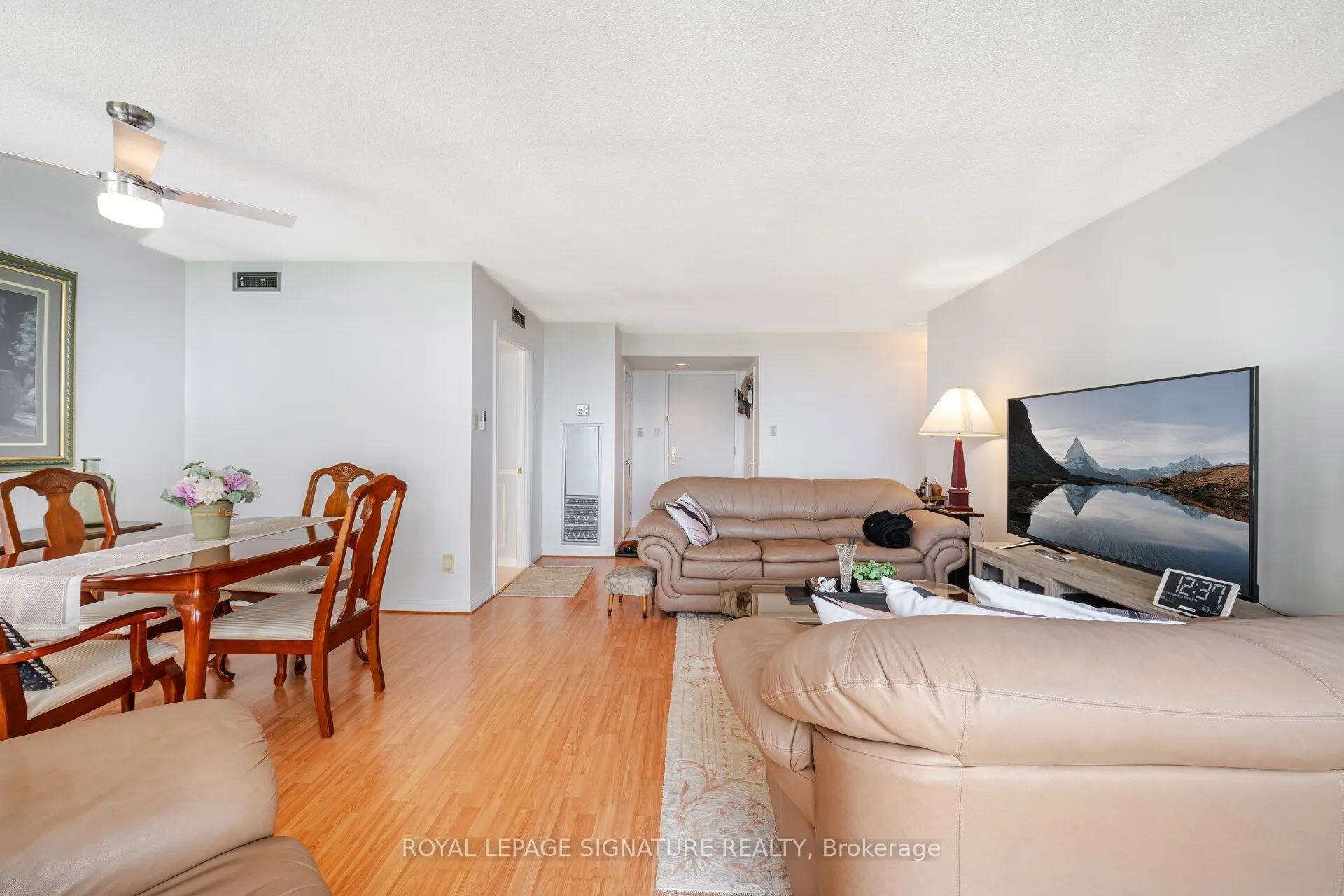 55 Kingsbridge Garden Circle, #1501