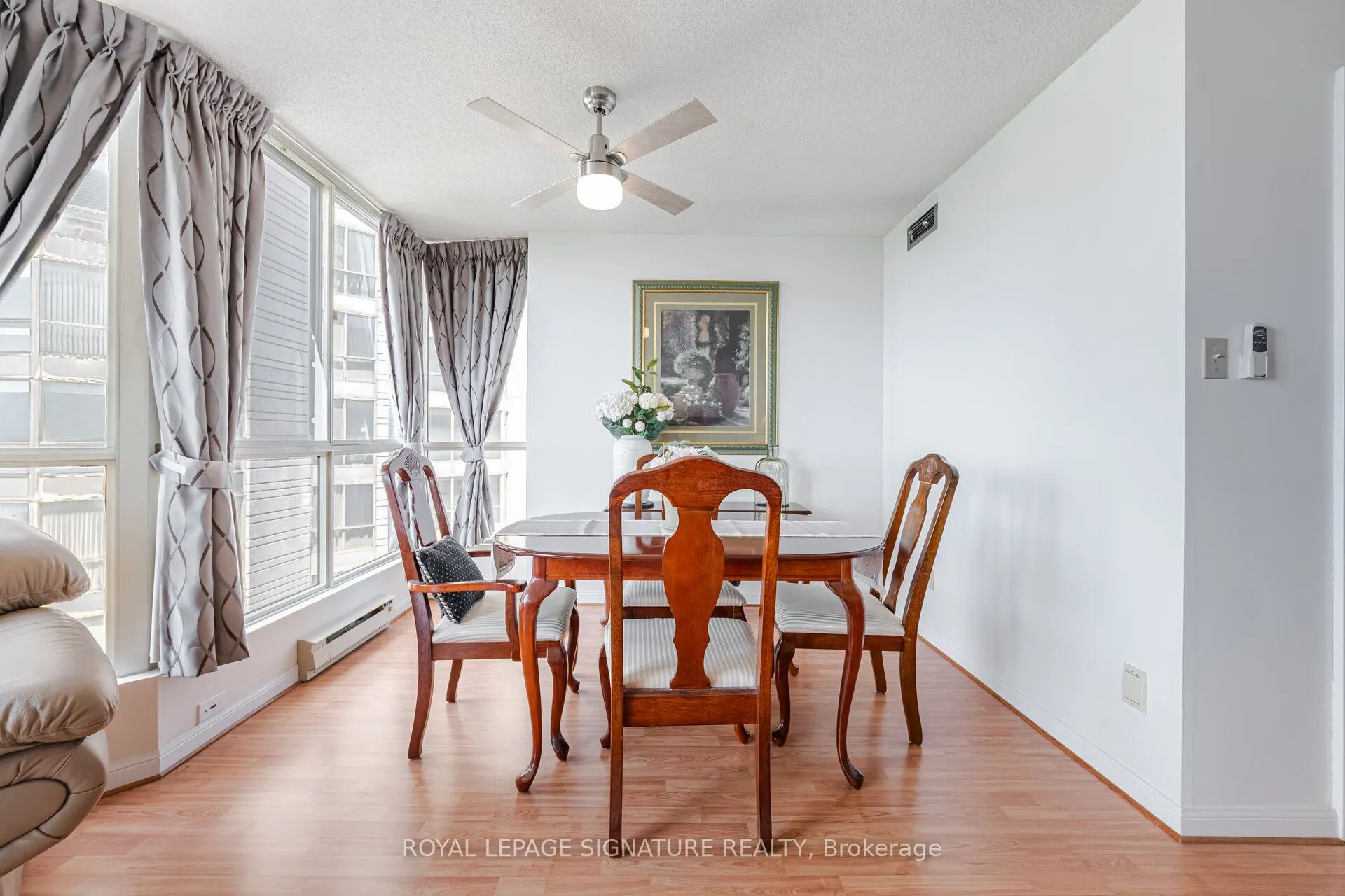 55 Kingsbridge Garden Circle, #1501