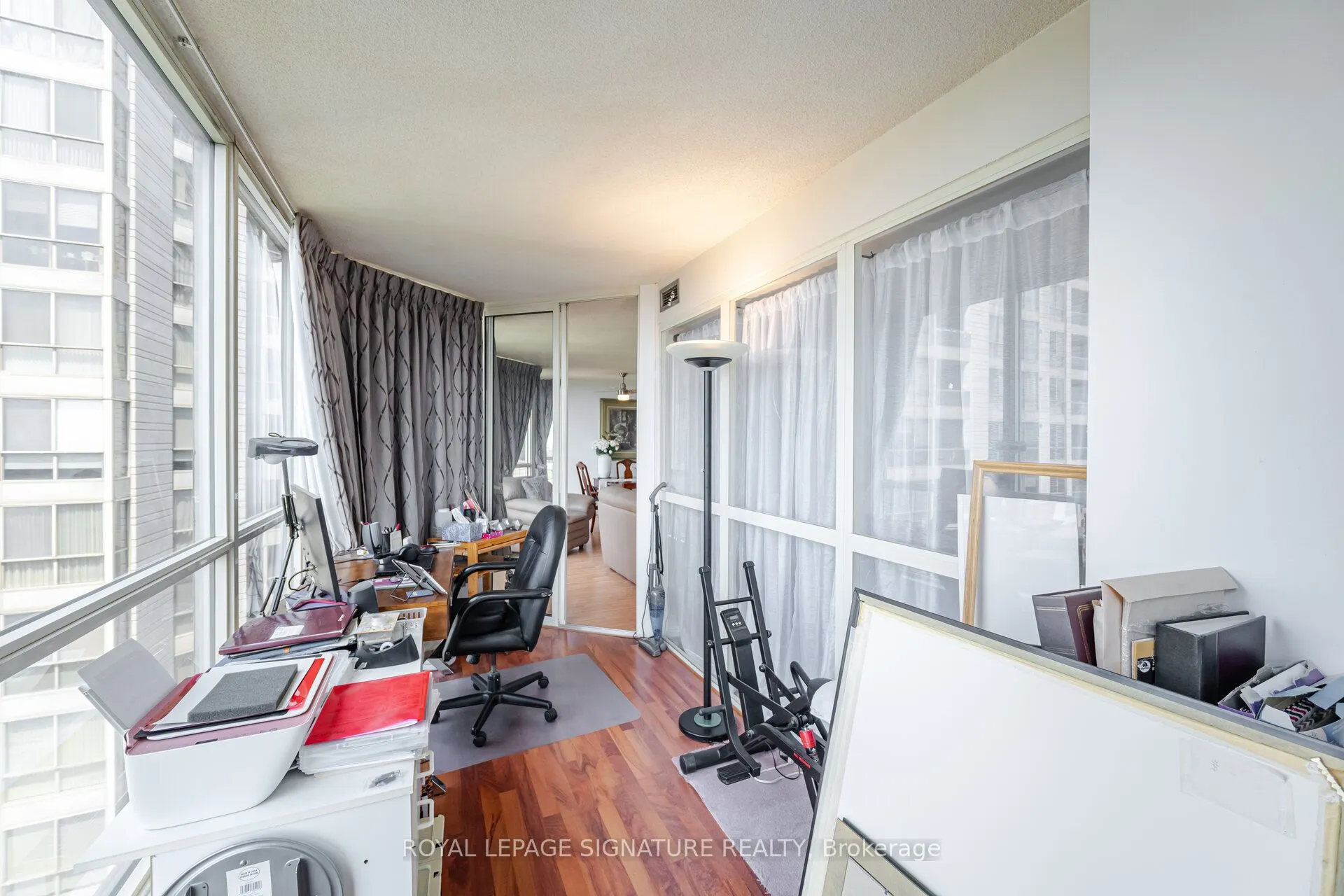 55 Kingsbridge Garden Circle, #1501