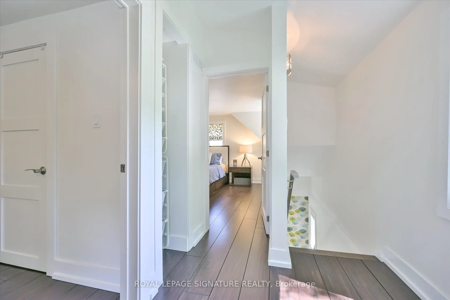 386 Allan Street