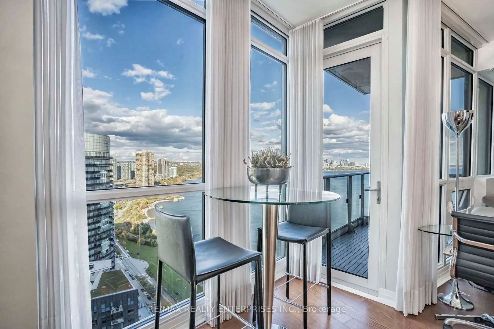 59 Annie Craig Drive, #3101