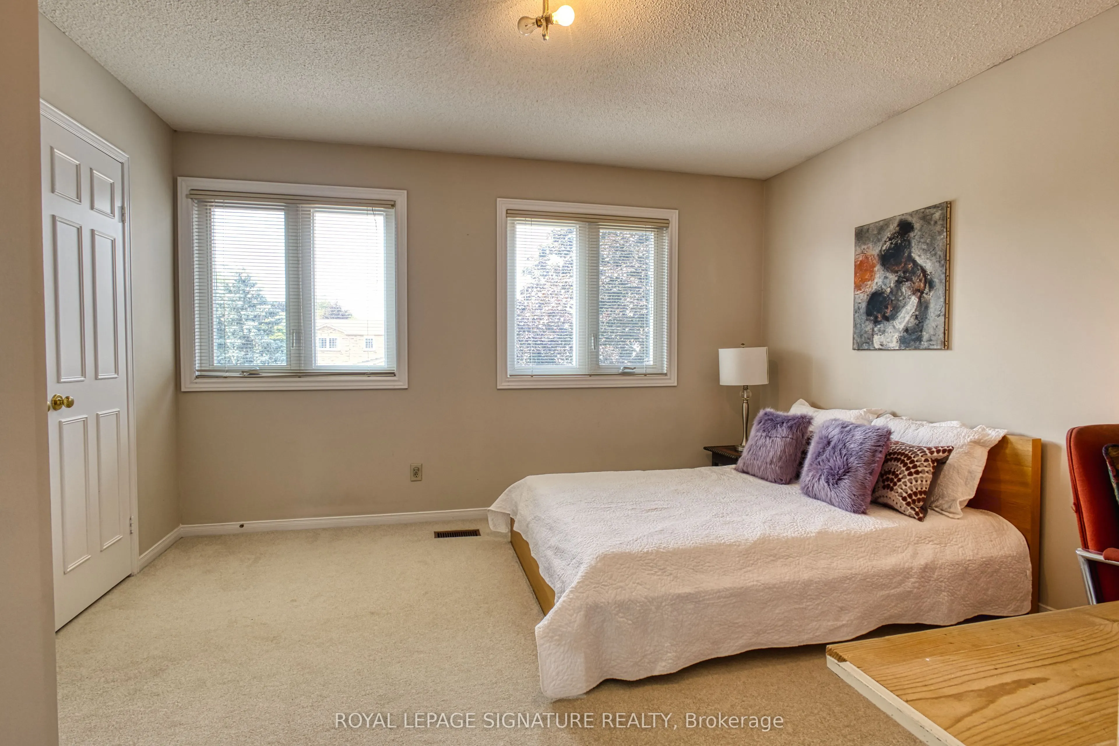 6593 Eastridge Road