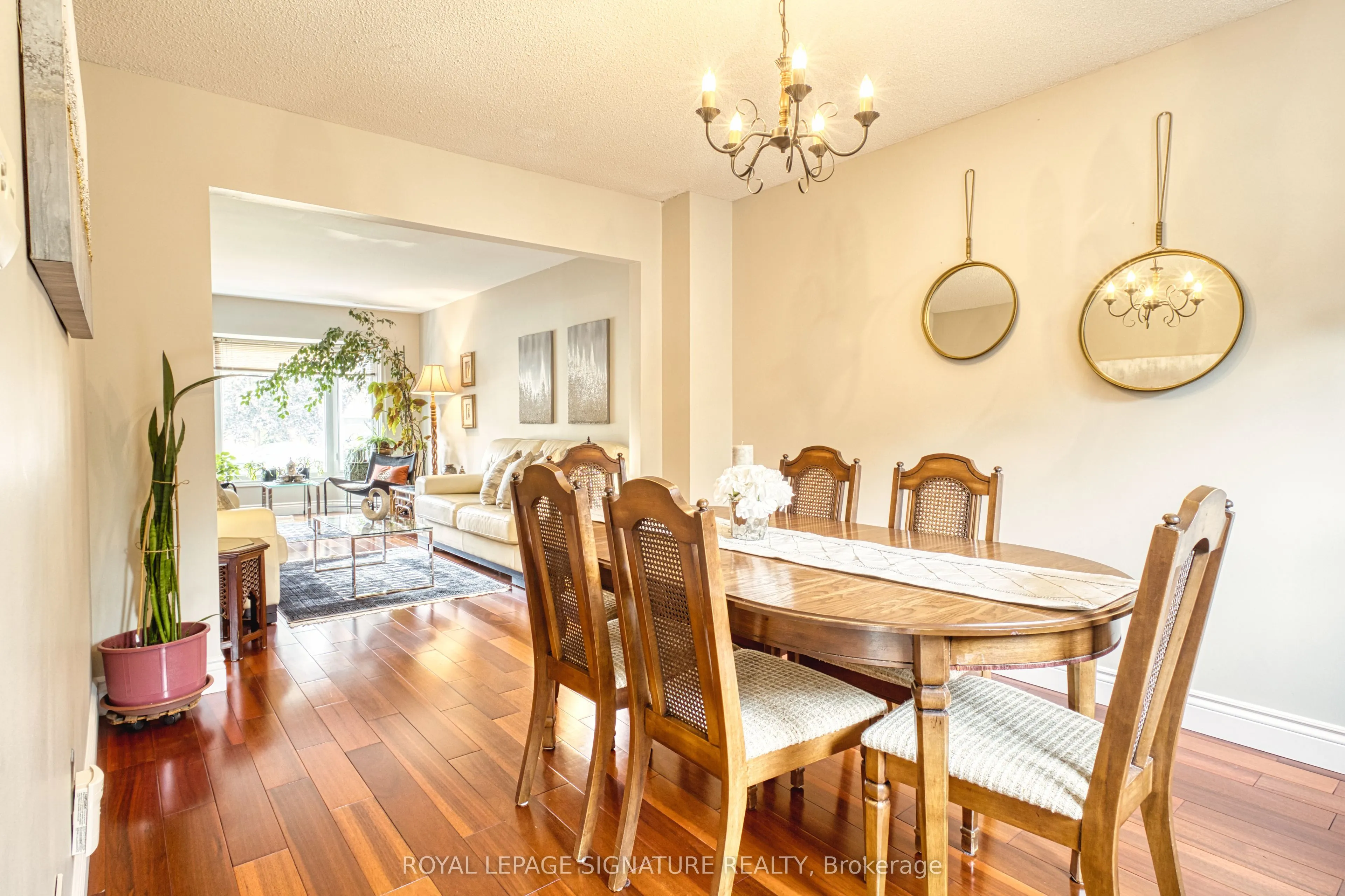 6593 Eastridge Road