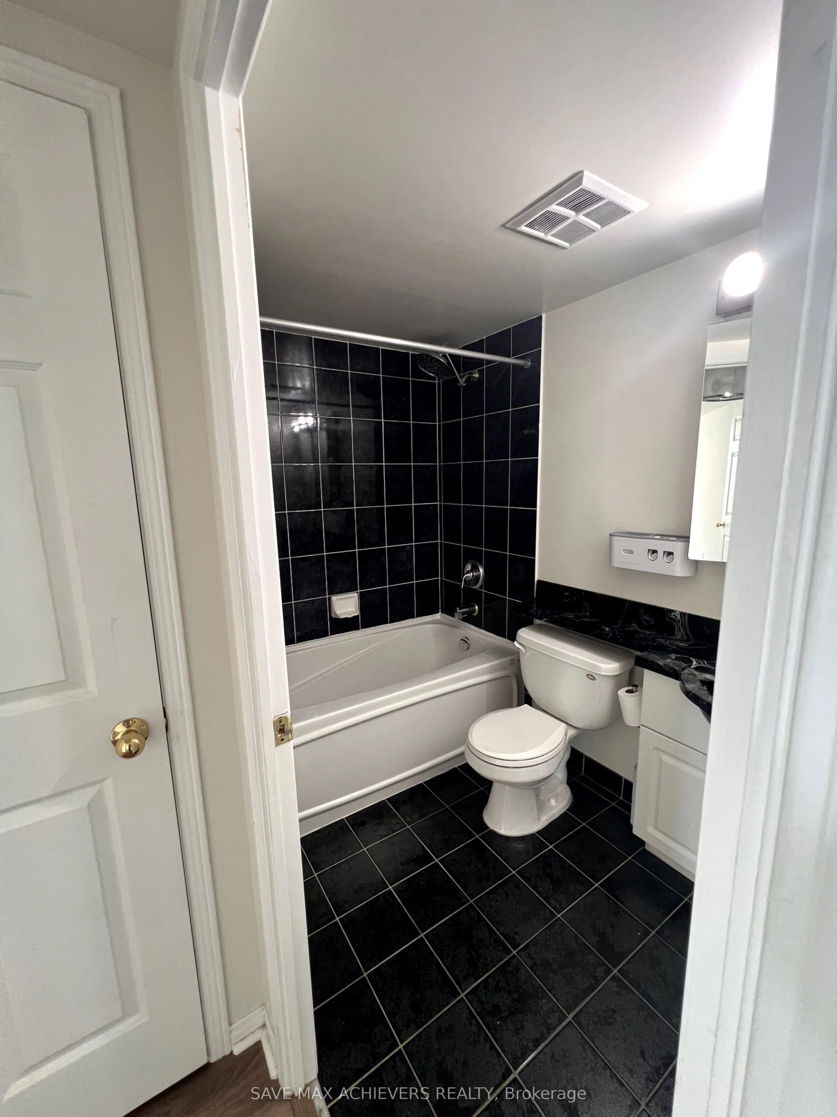 15 Michael Power Place, #604