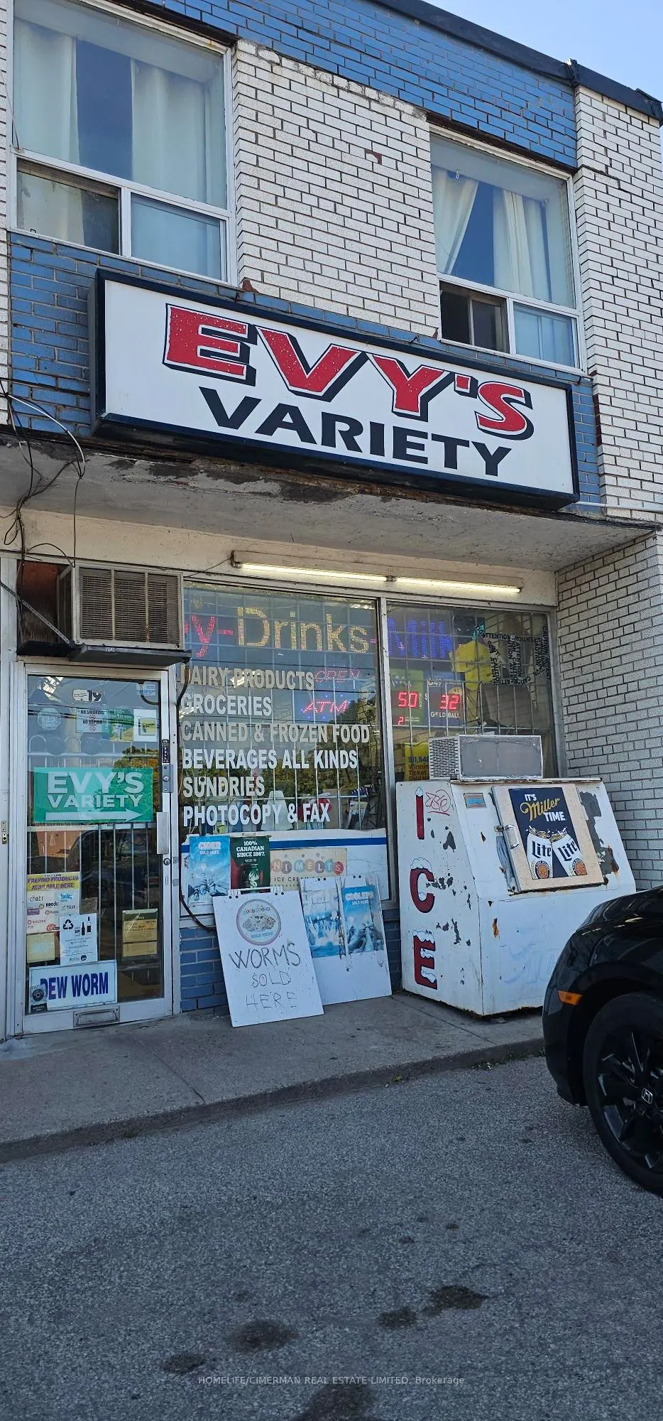 947 Lakeshore Road E