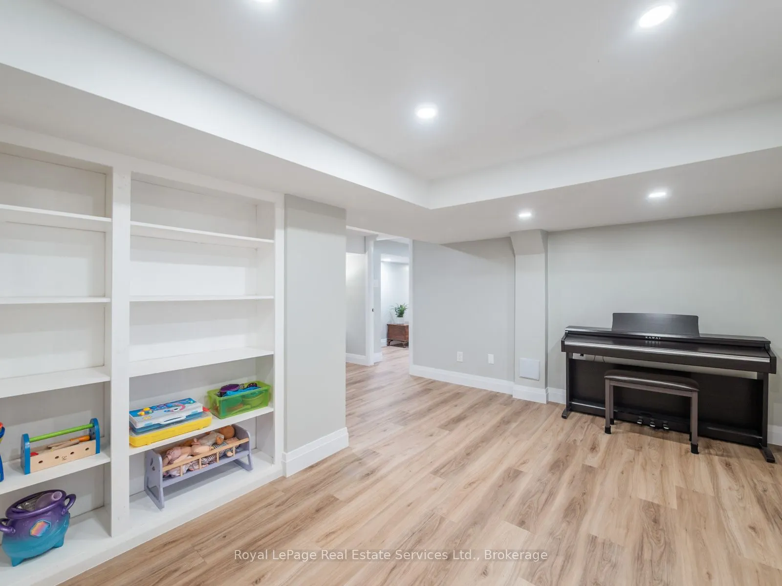 247 Allan Street