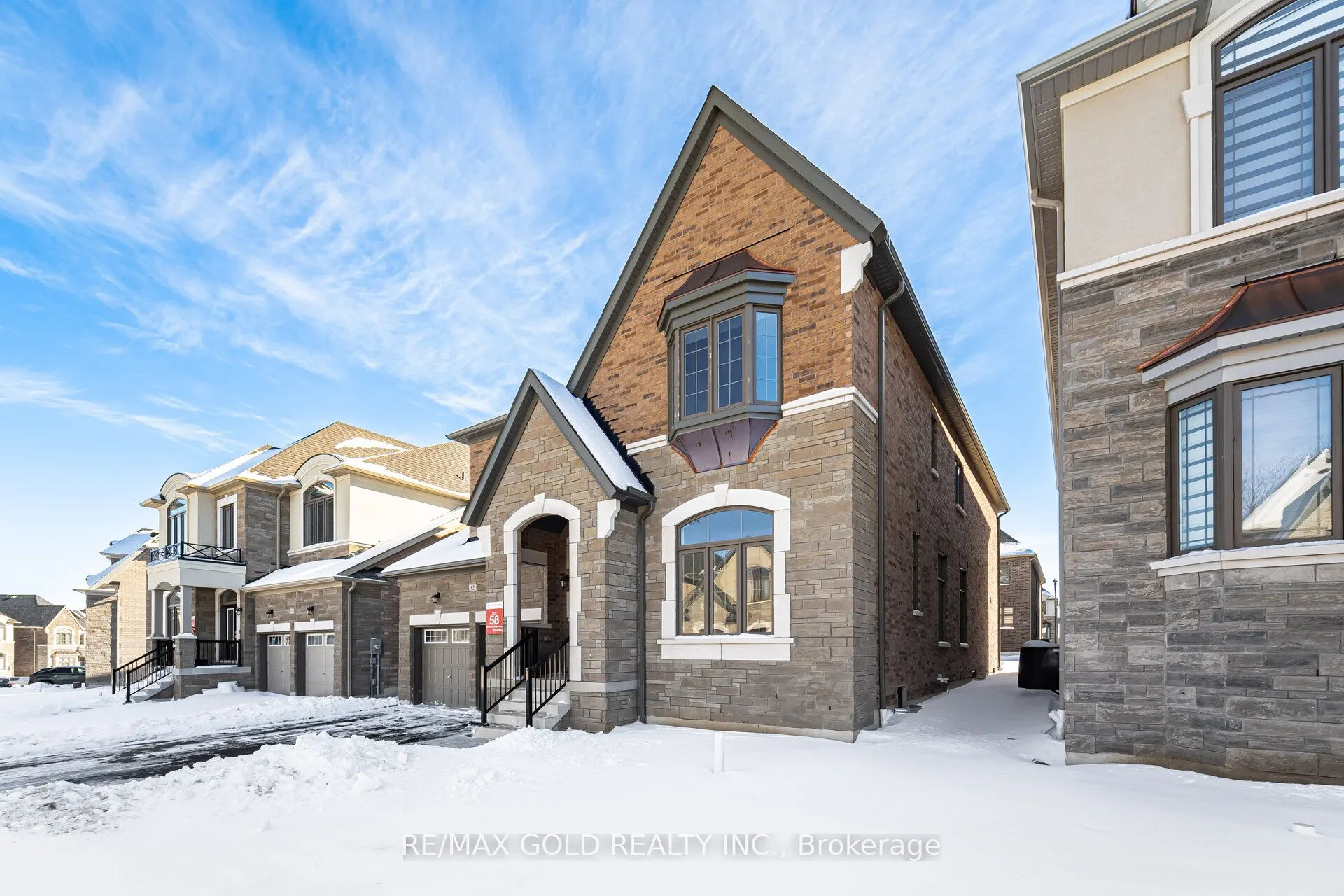 82 Raspberry Ridge Avenue