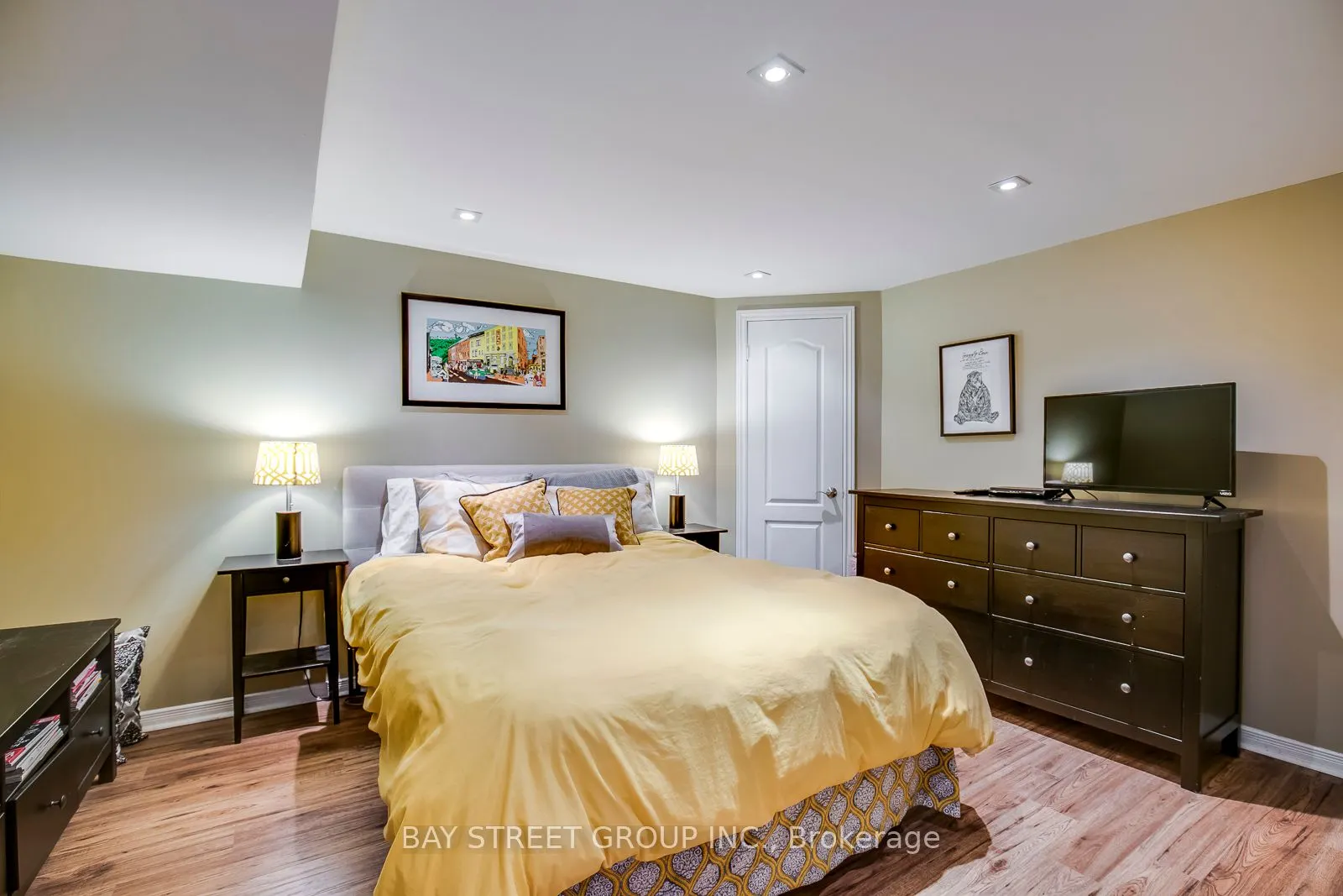 256 Eastcourt Road
