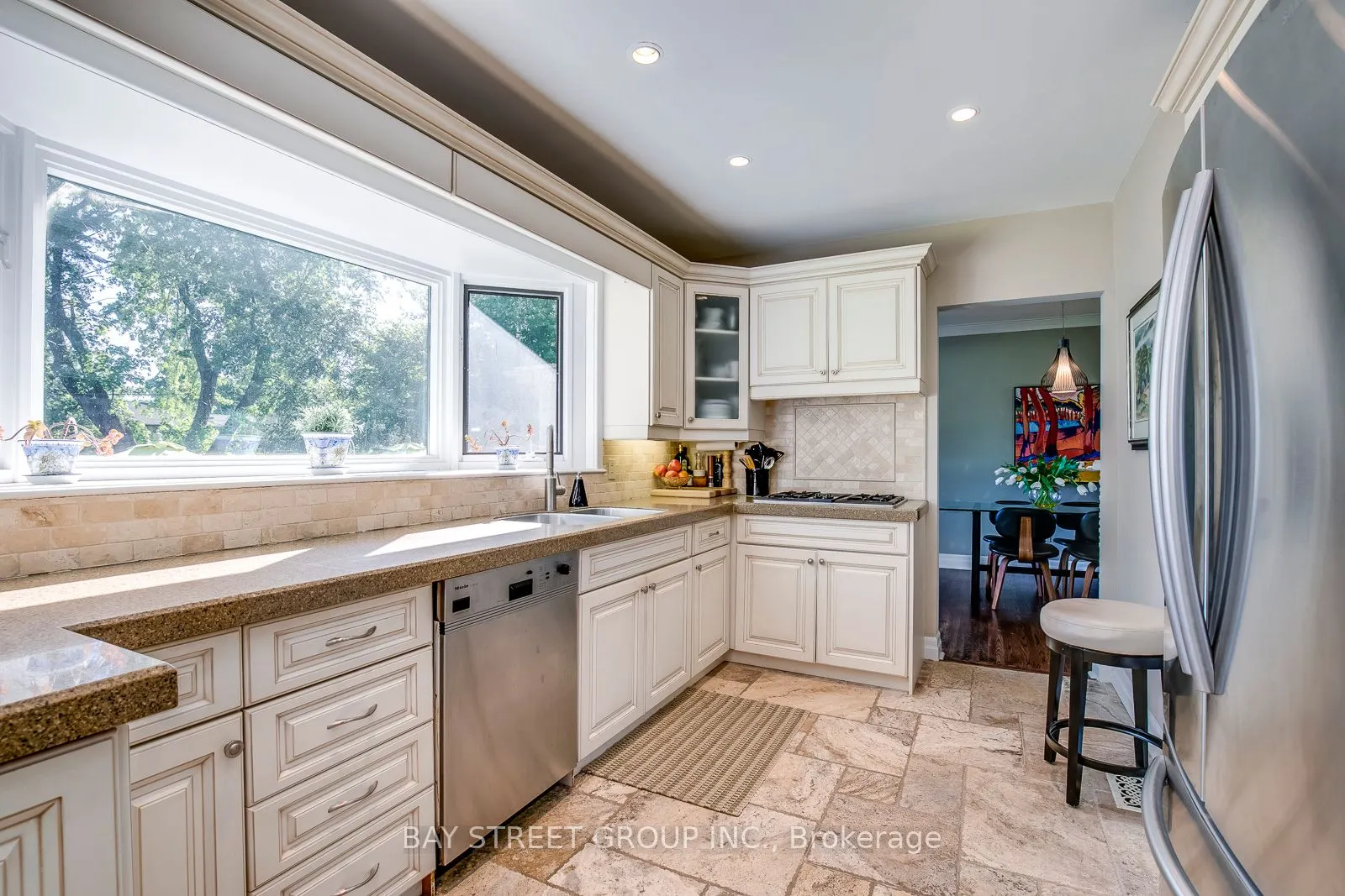 256 Eastcourt Road