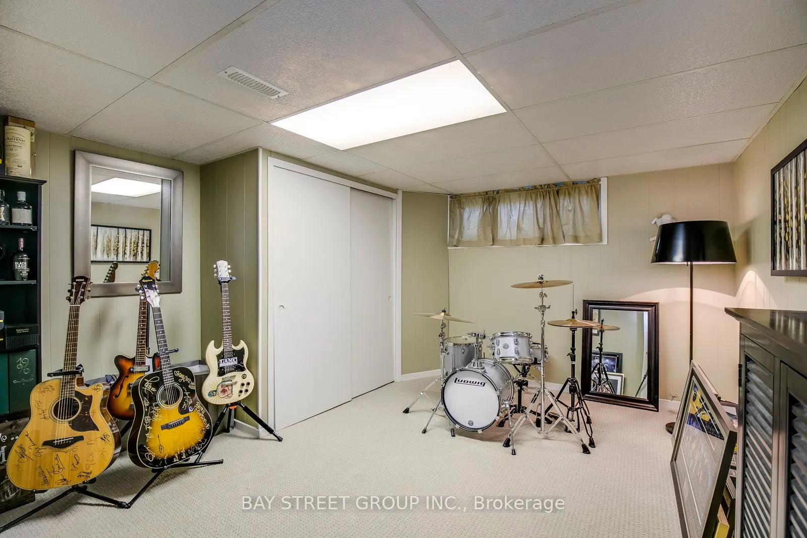 256 Eastcourt Road