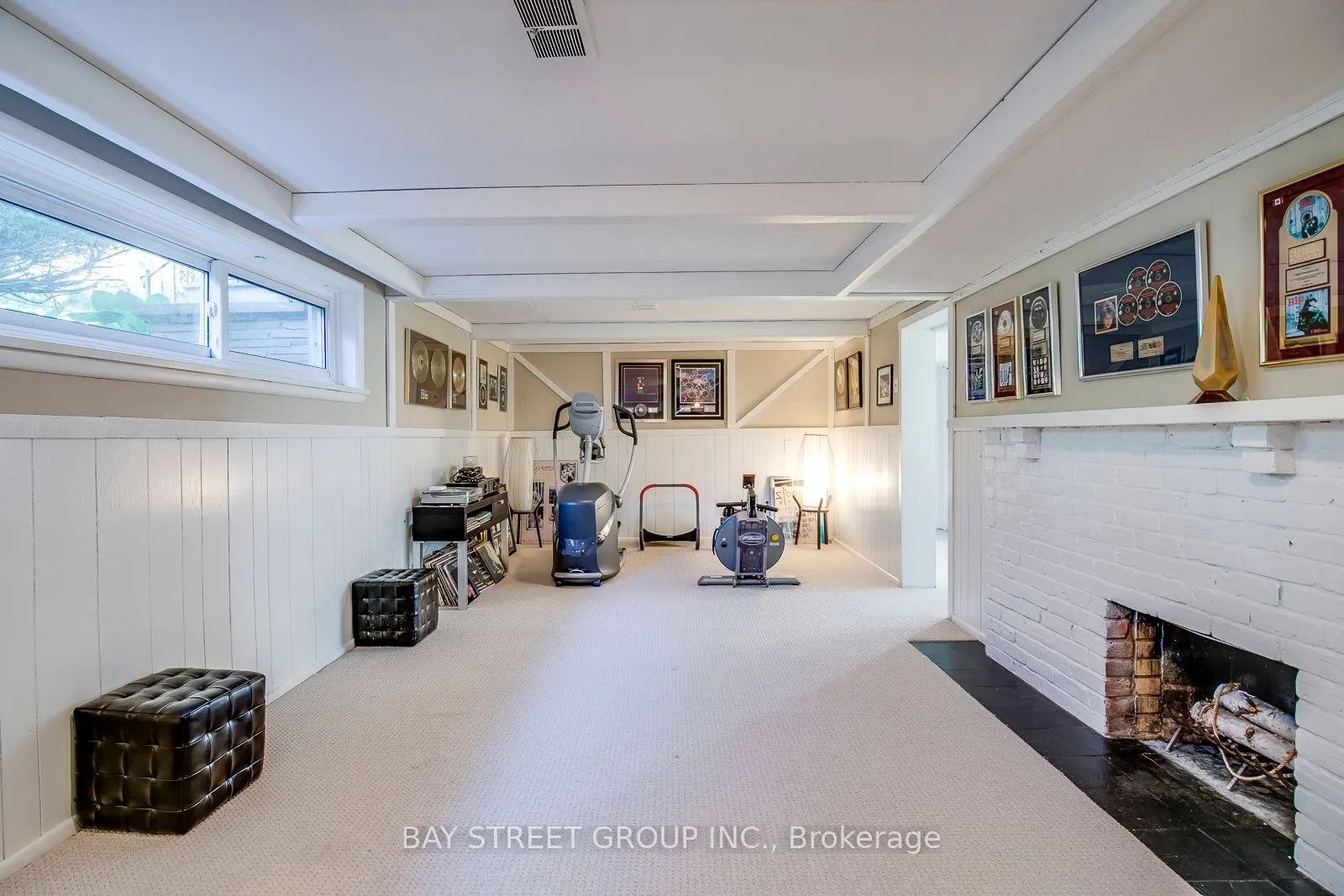 256 Eastcourt Road