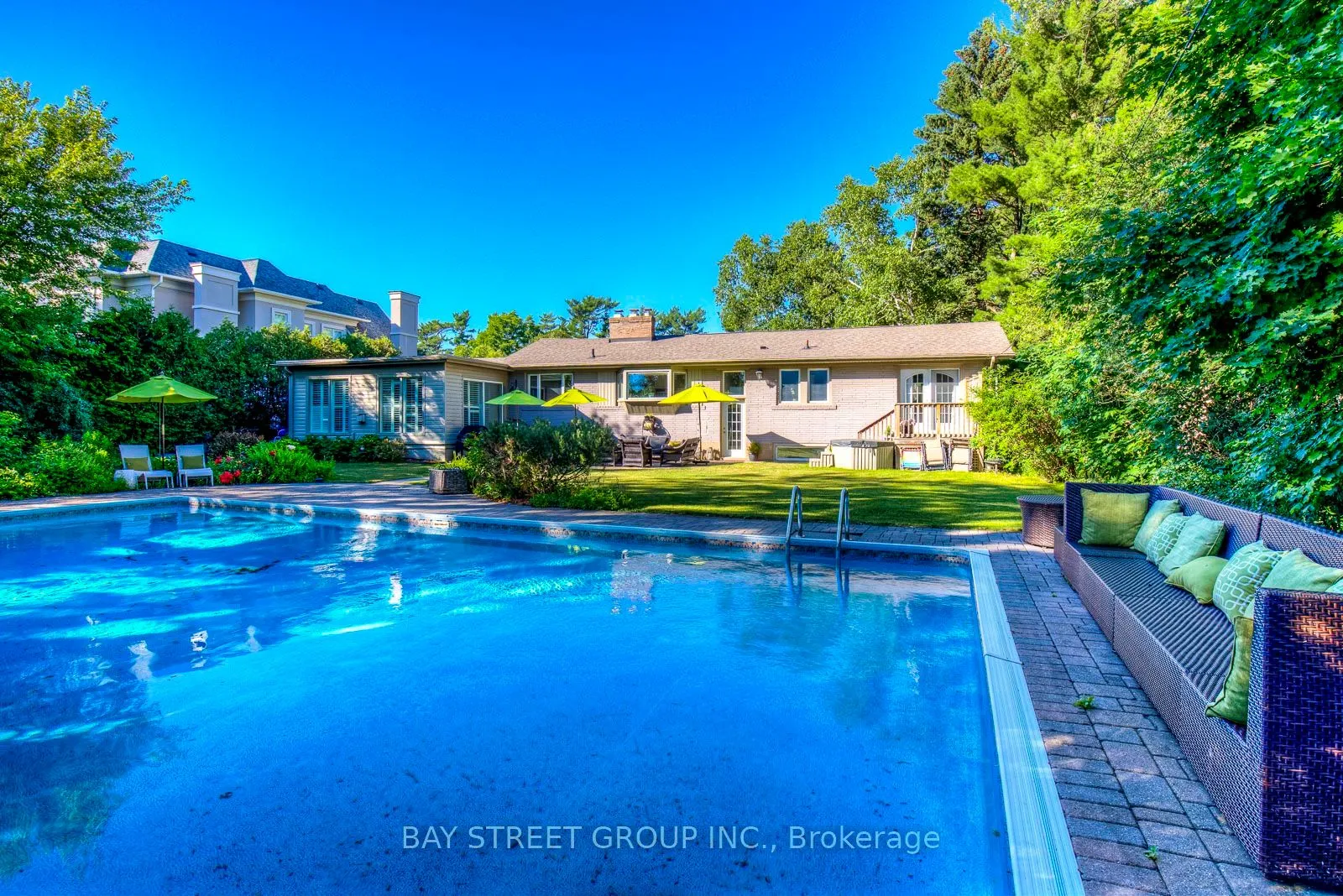 256 Eastcourt Road