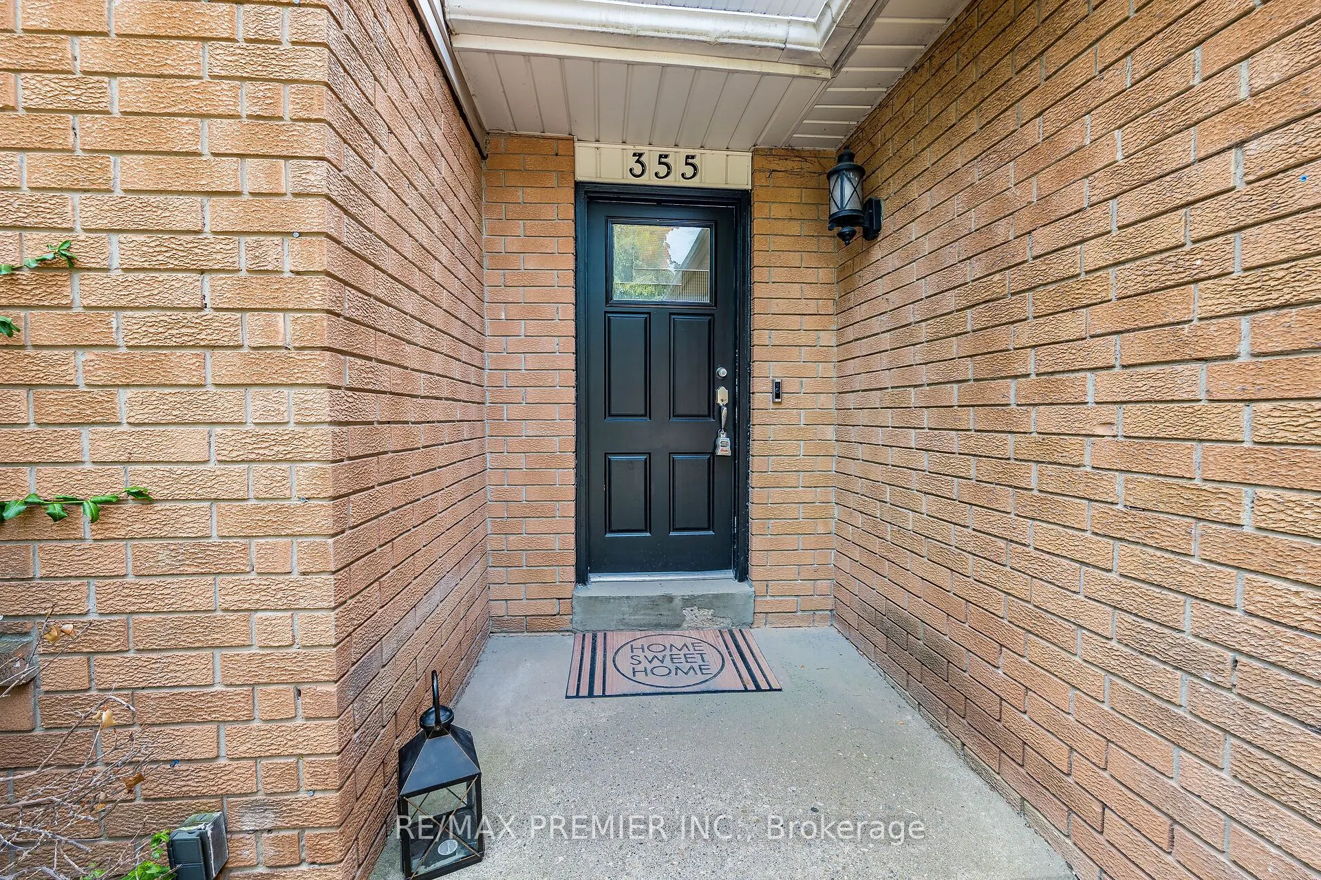 355 Hersey Crescent