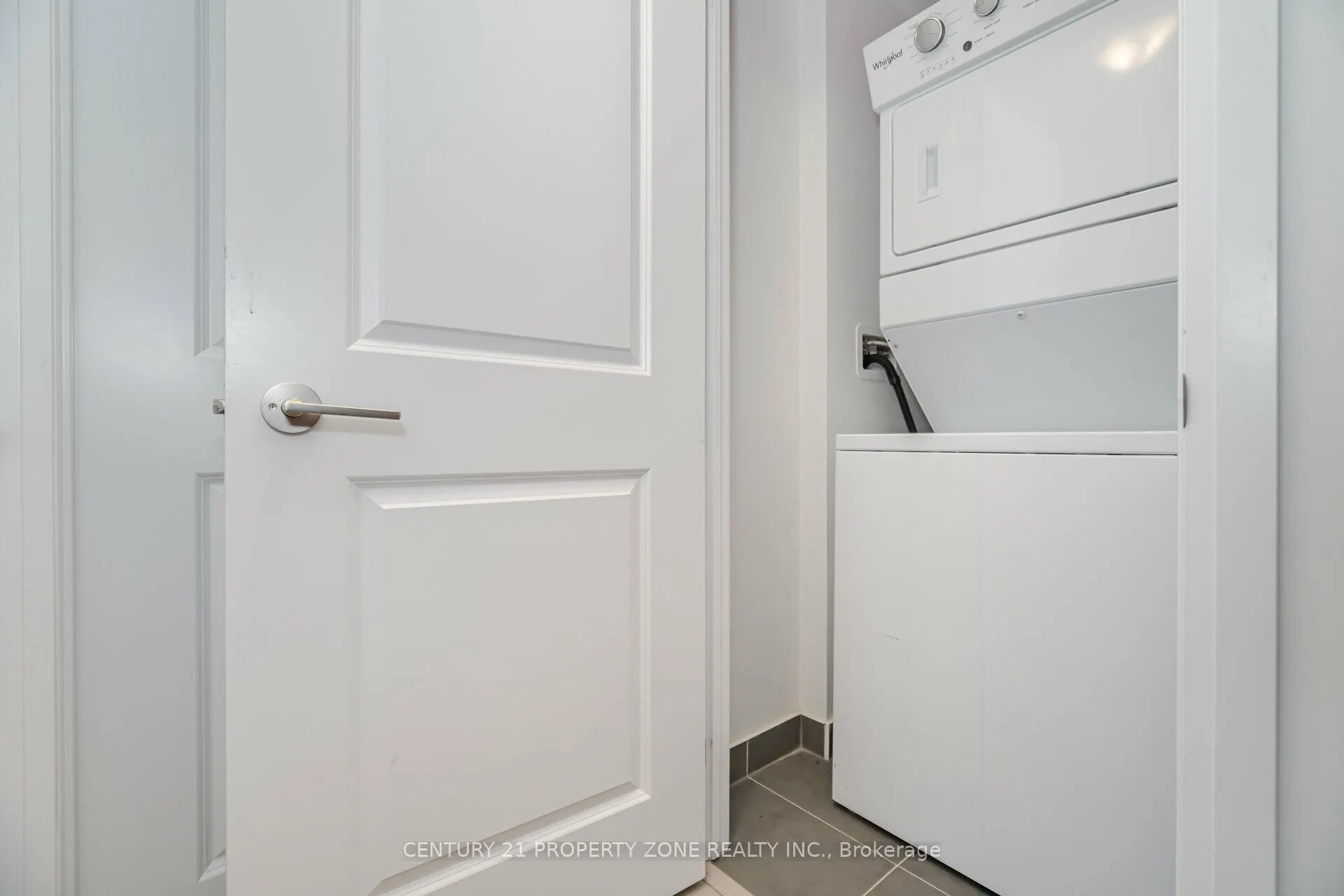 65 Attmar Drive, #263