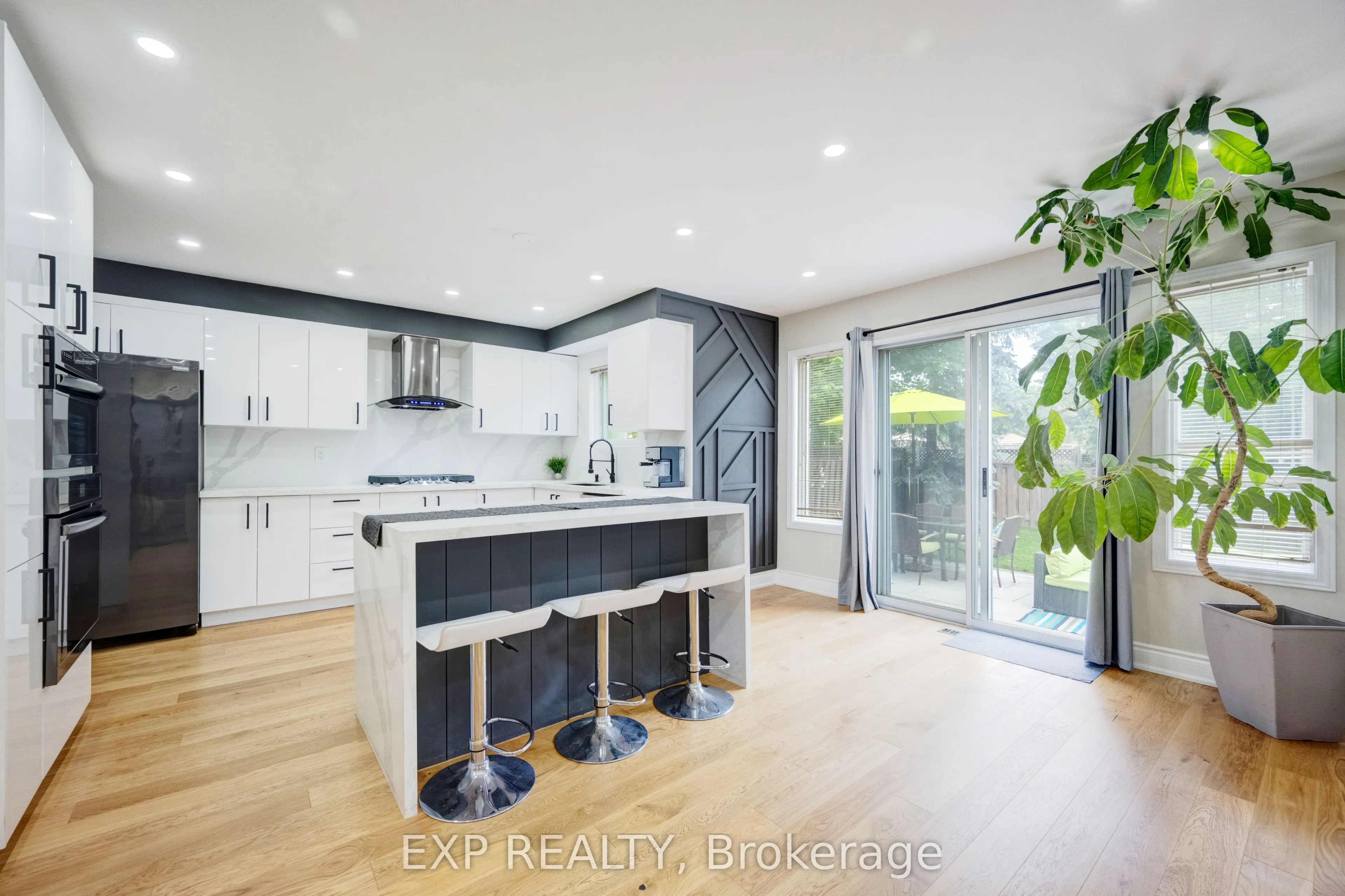 5 Watson Road