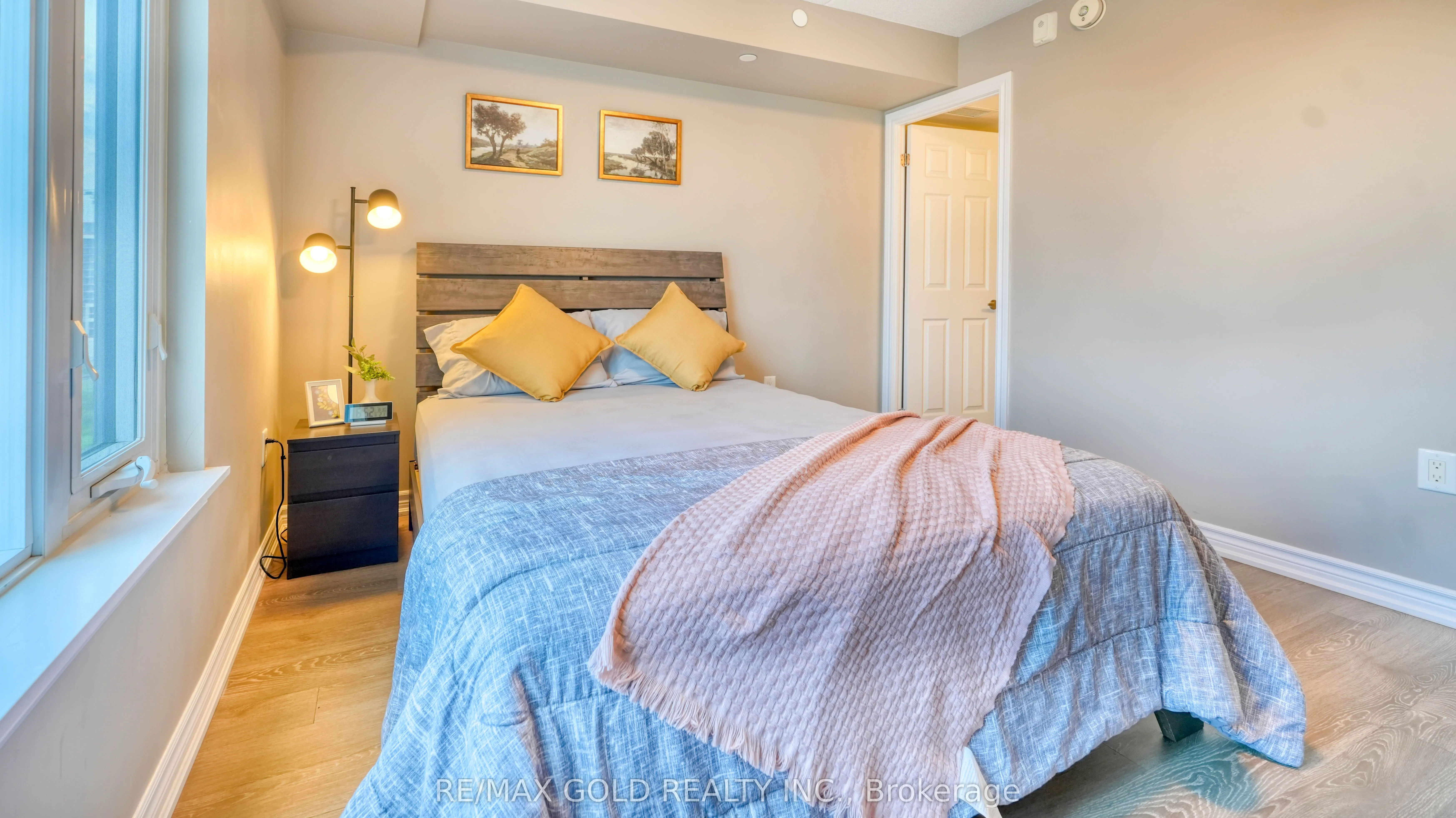 716 Main Street, #7