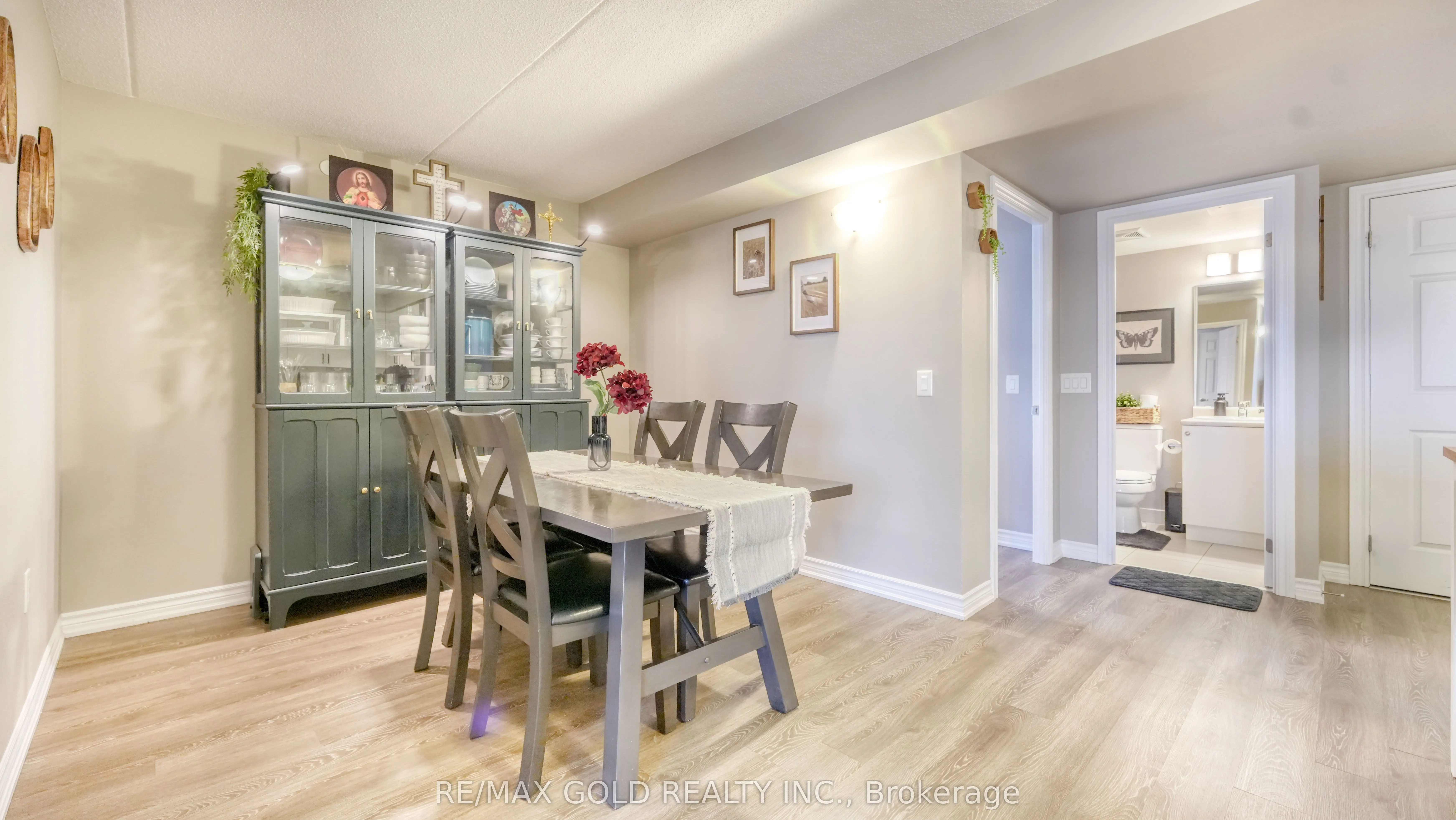 716 Main Street, #7