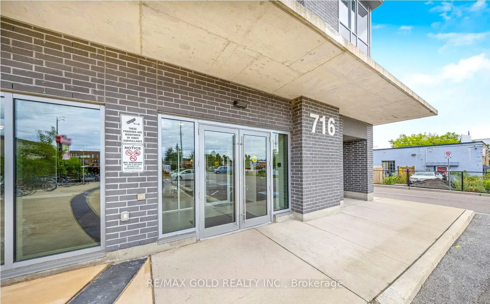 716 Main Street, #7