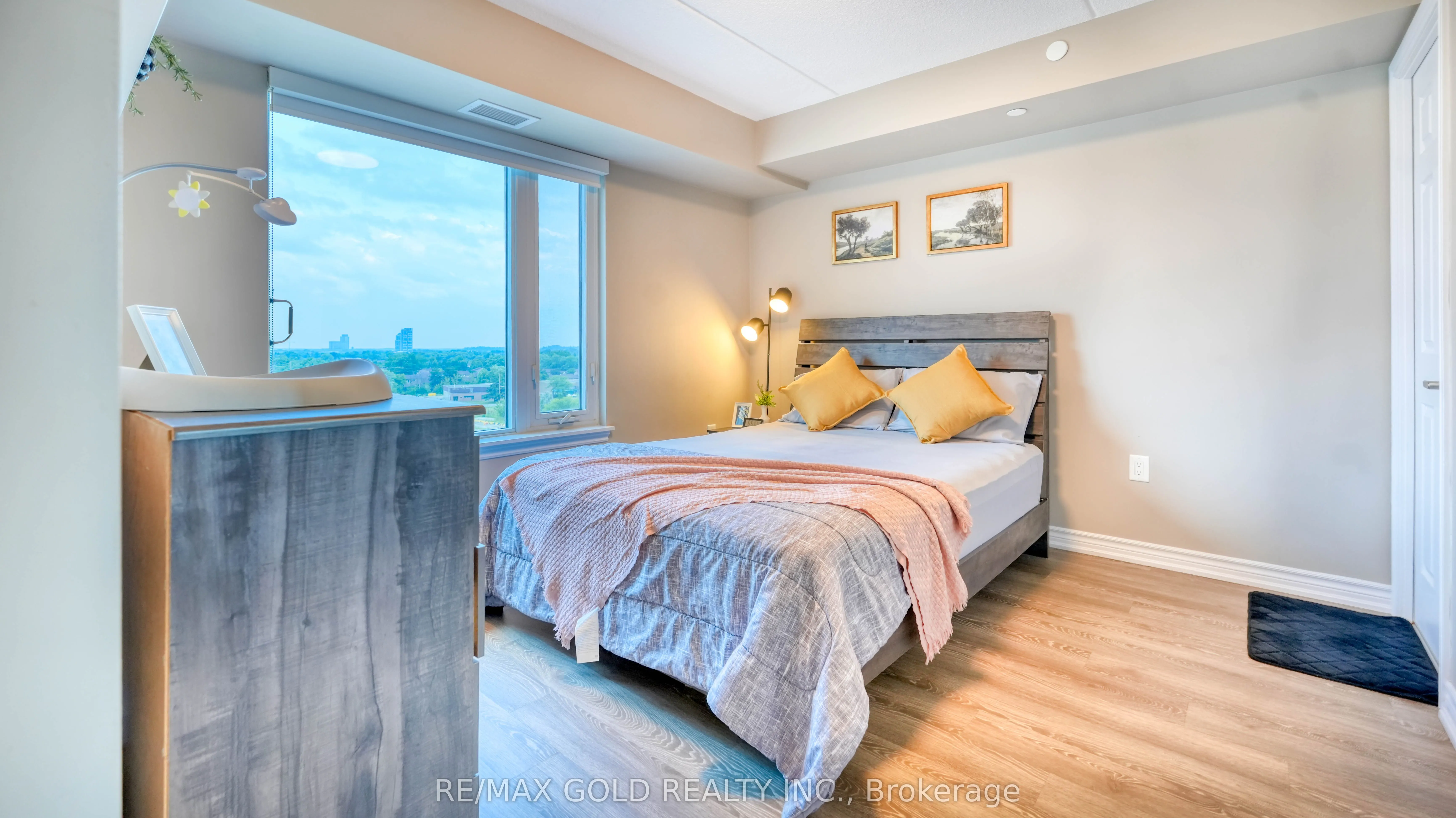 716 Main Street, #7