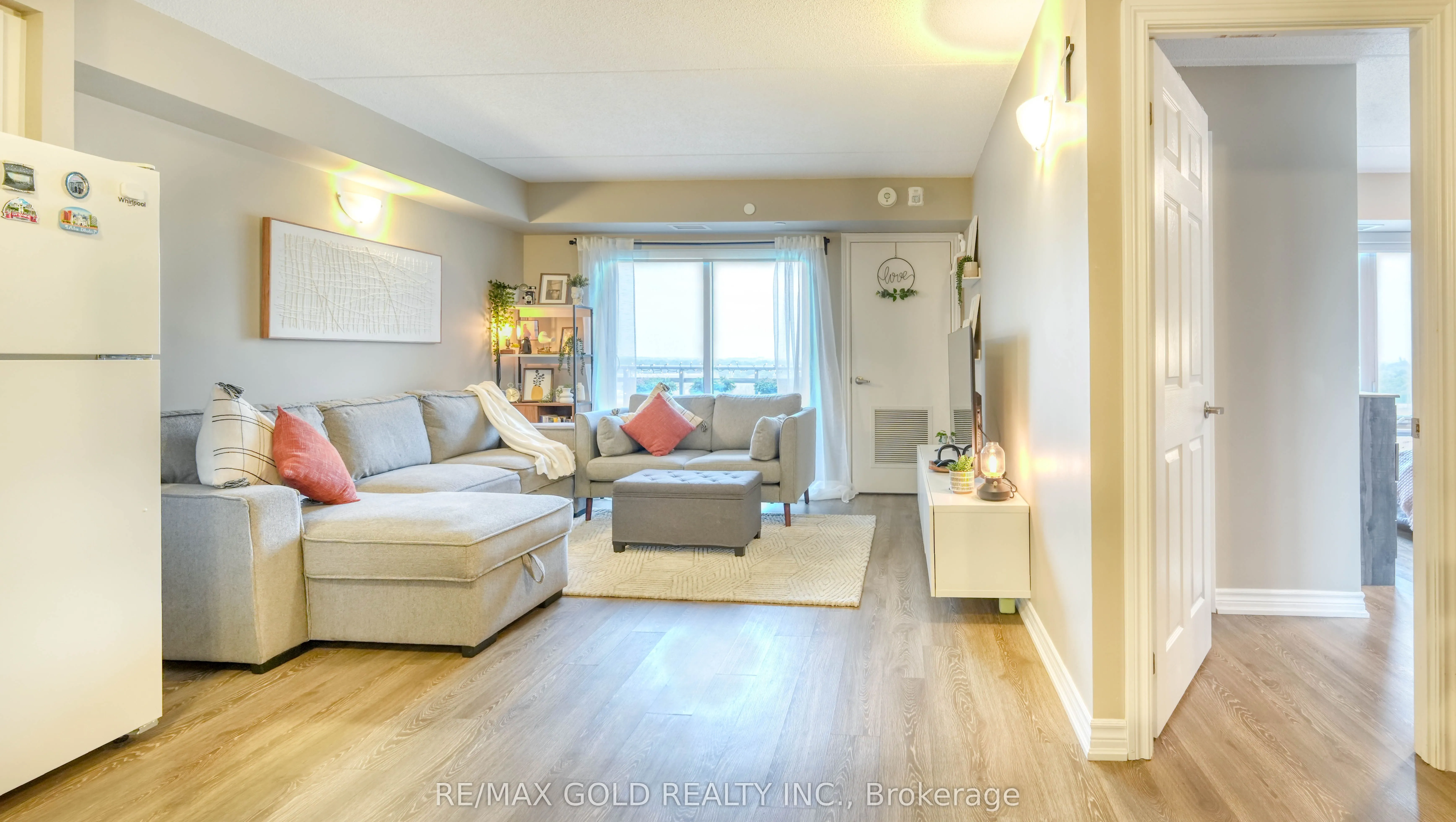 716 Main Street, #7