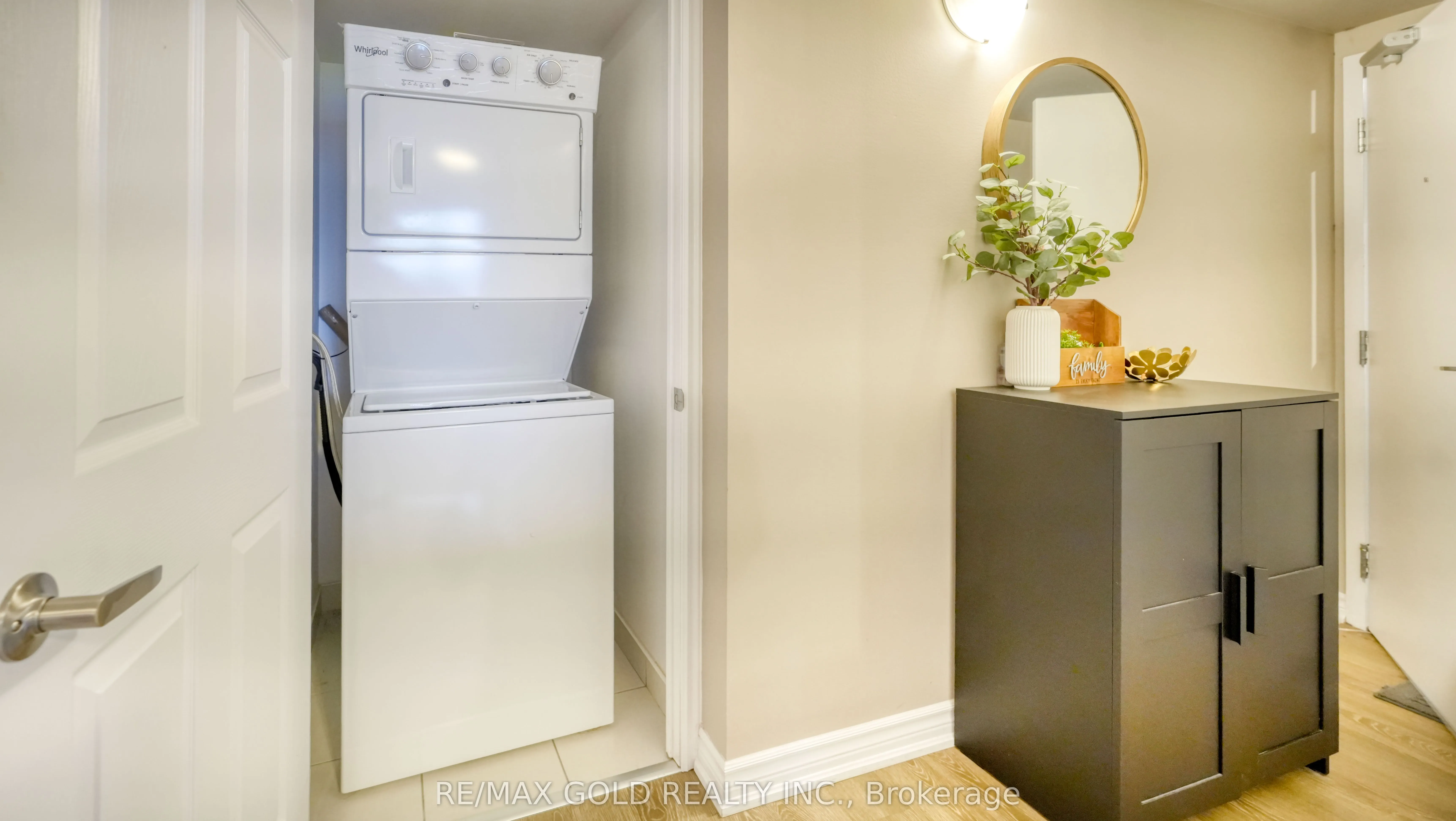 716 Main Street, #7