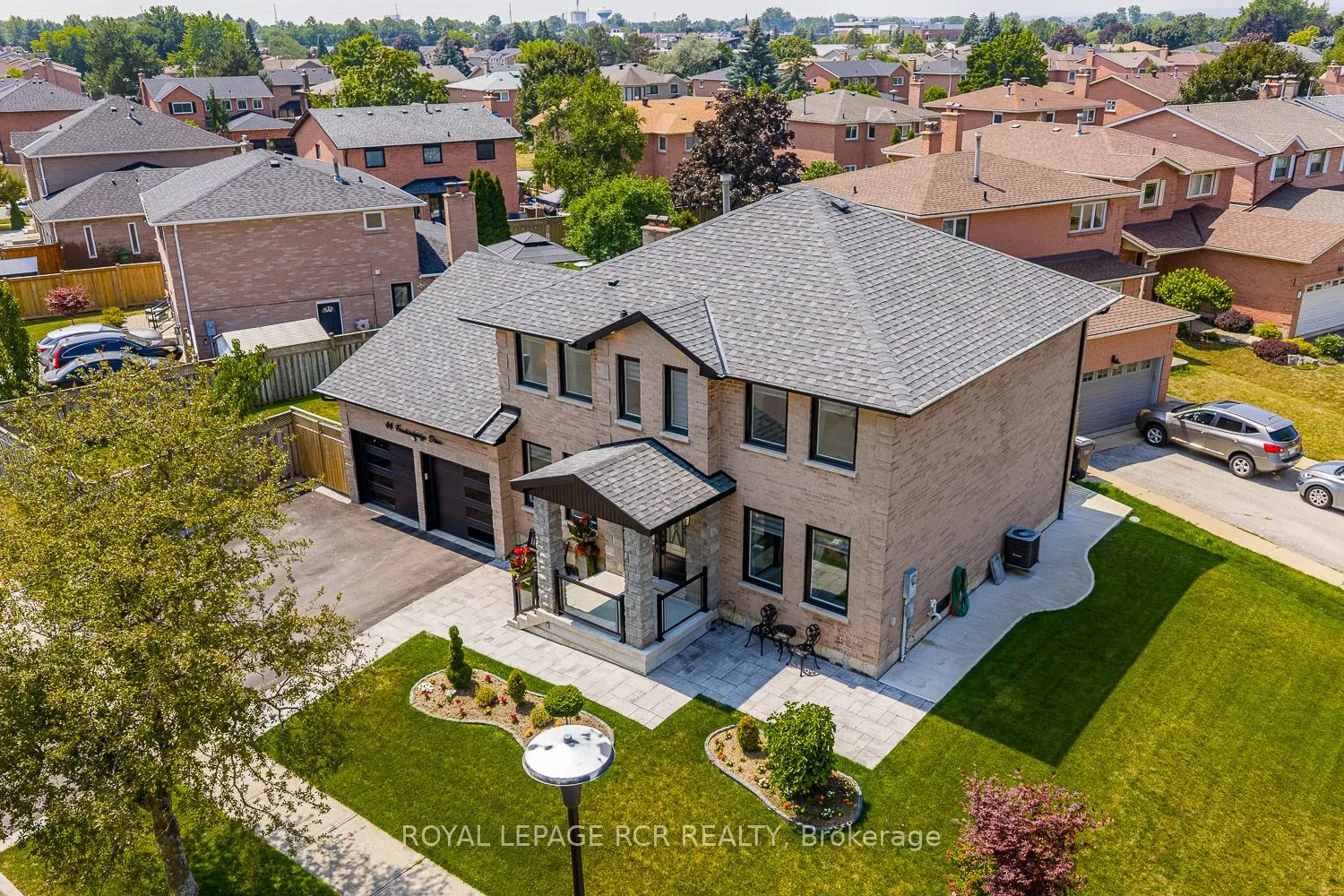 44 Fountainbridge Drive