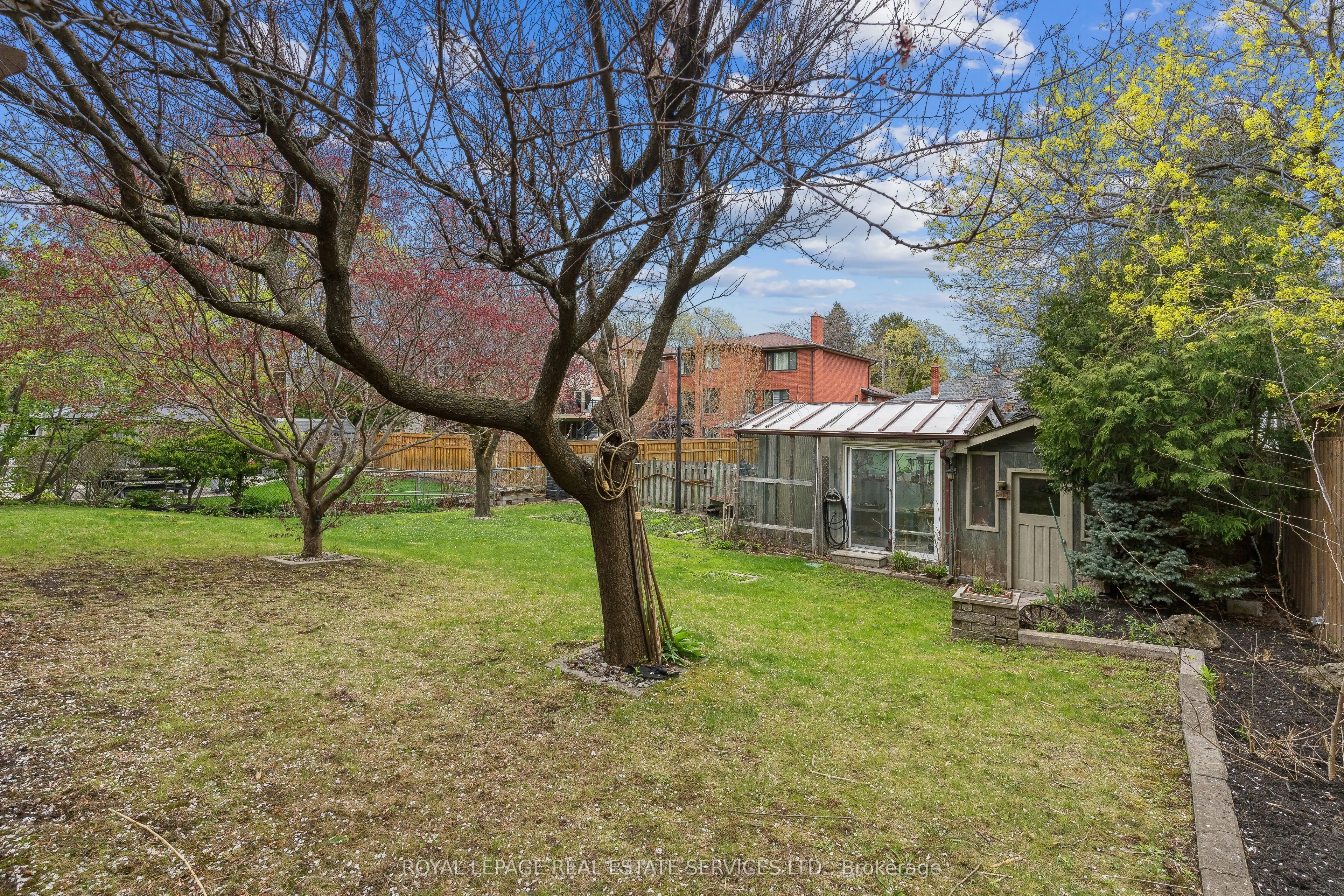 116 Clement Road