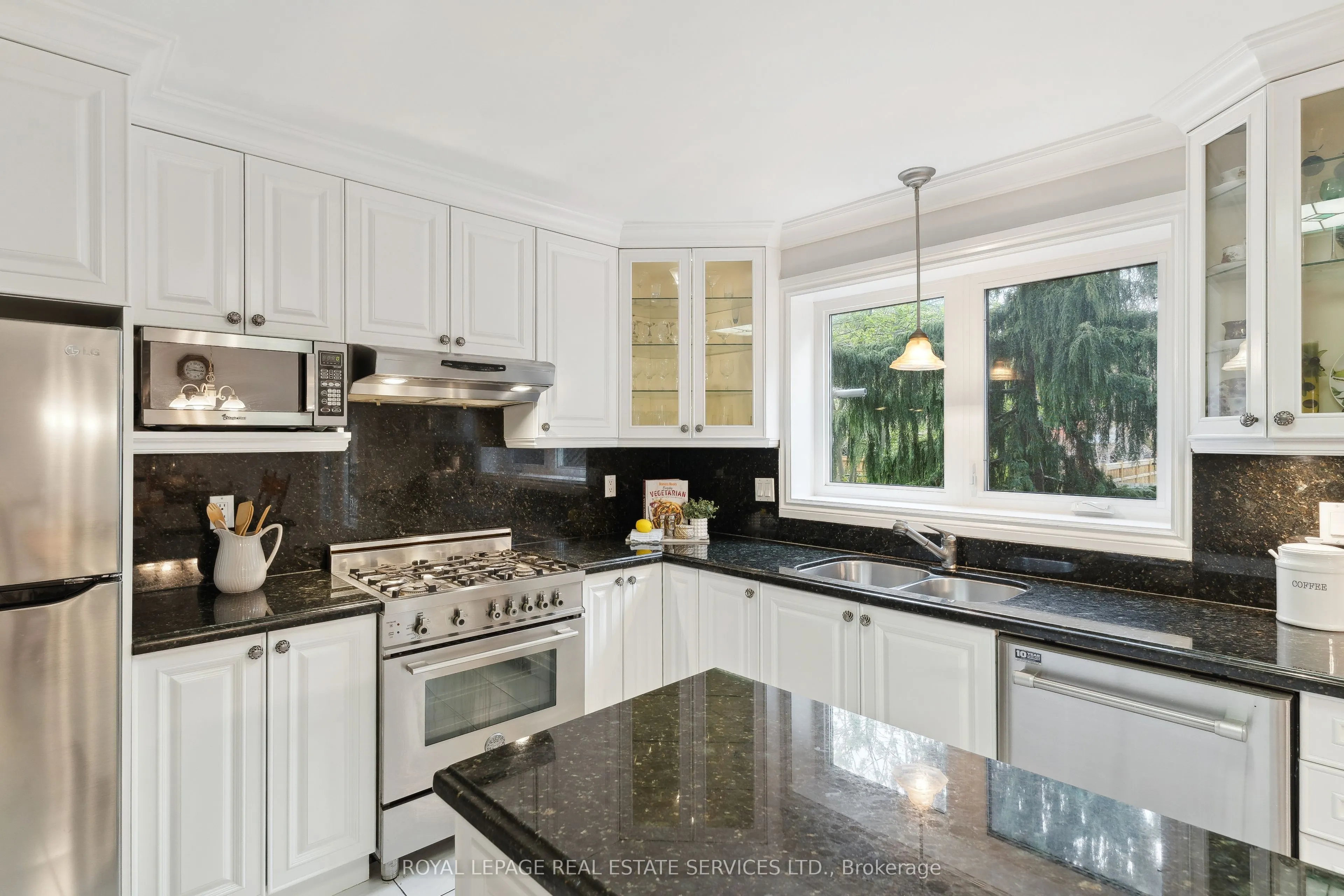 116 Clement Road