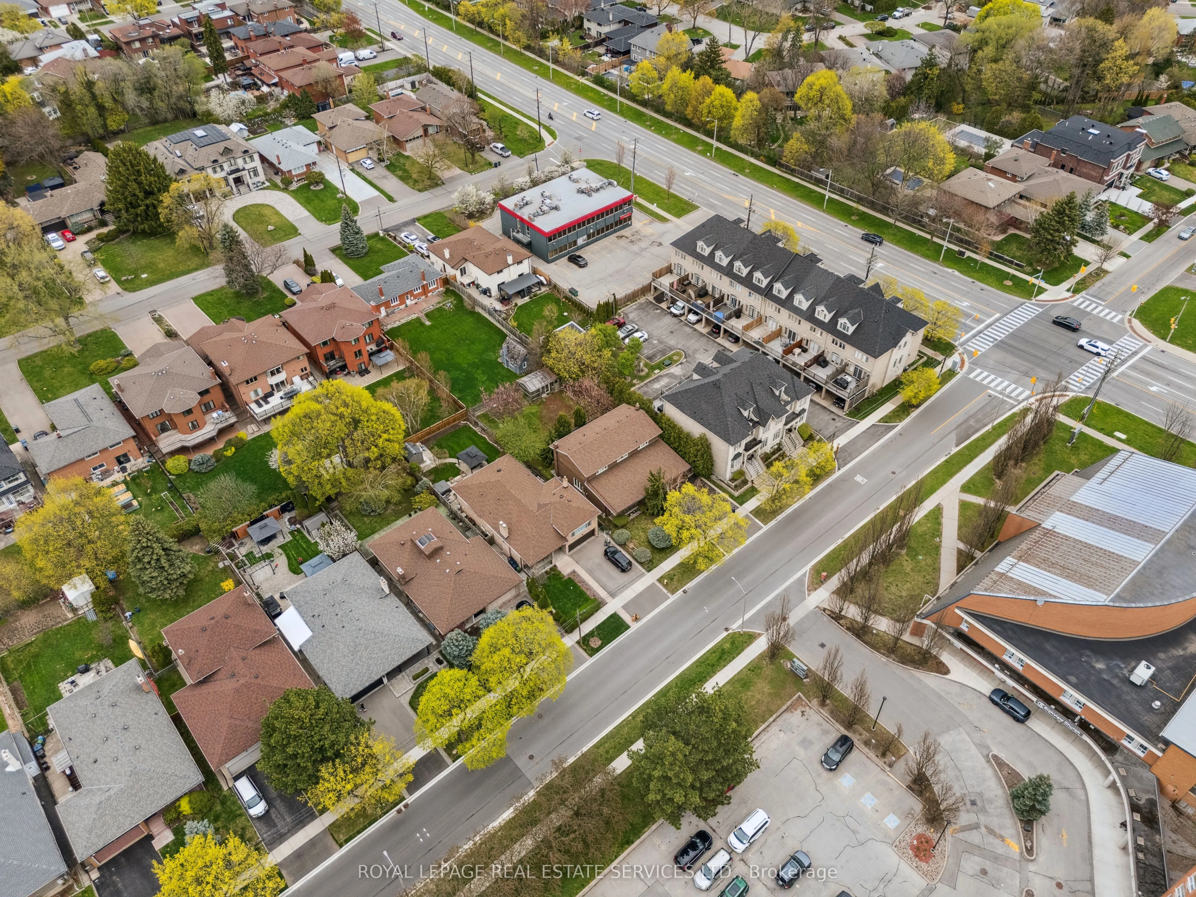 116 Clement Road