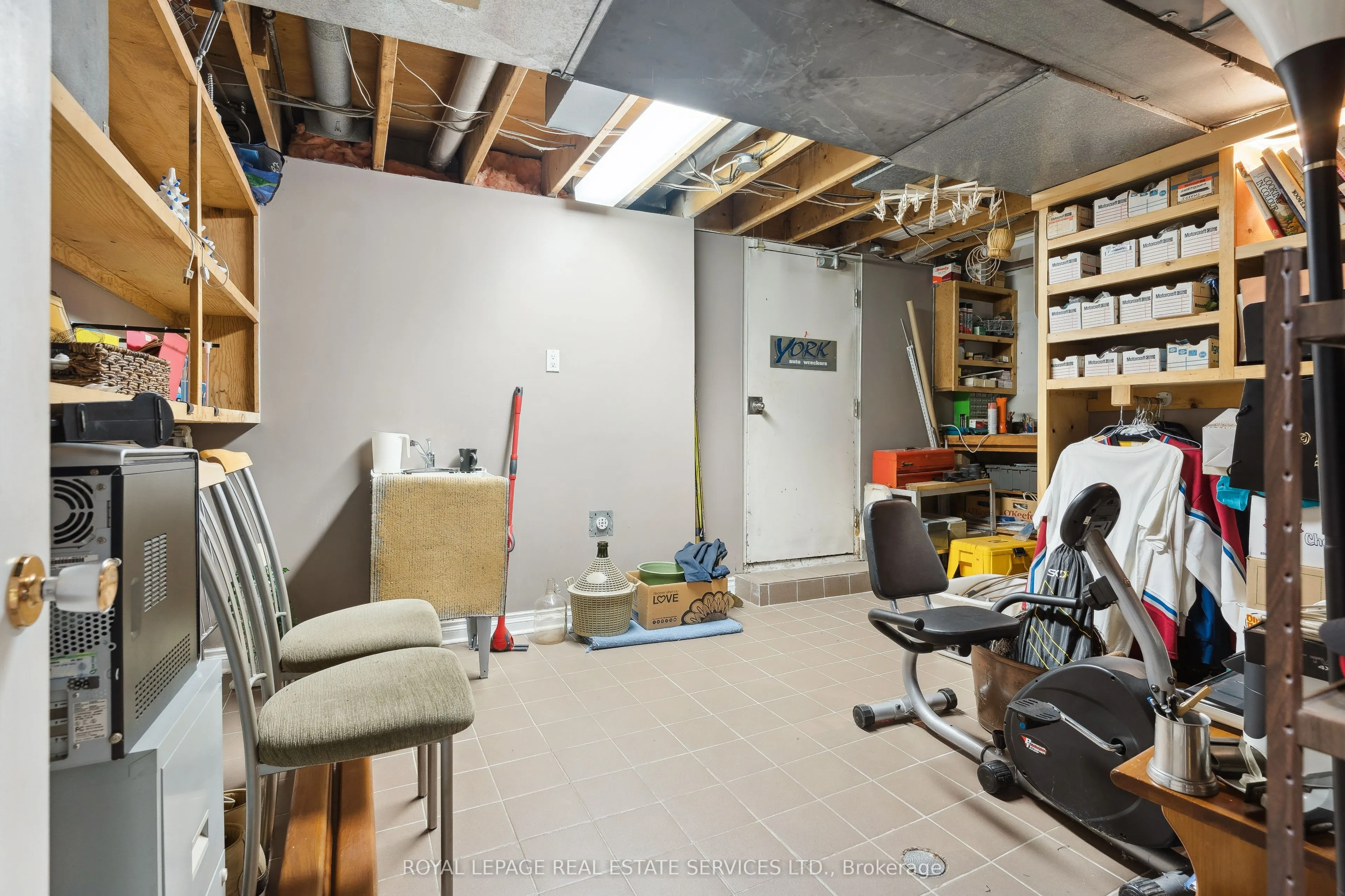 116 Clement Road