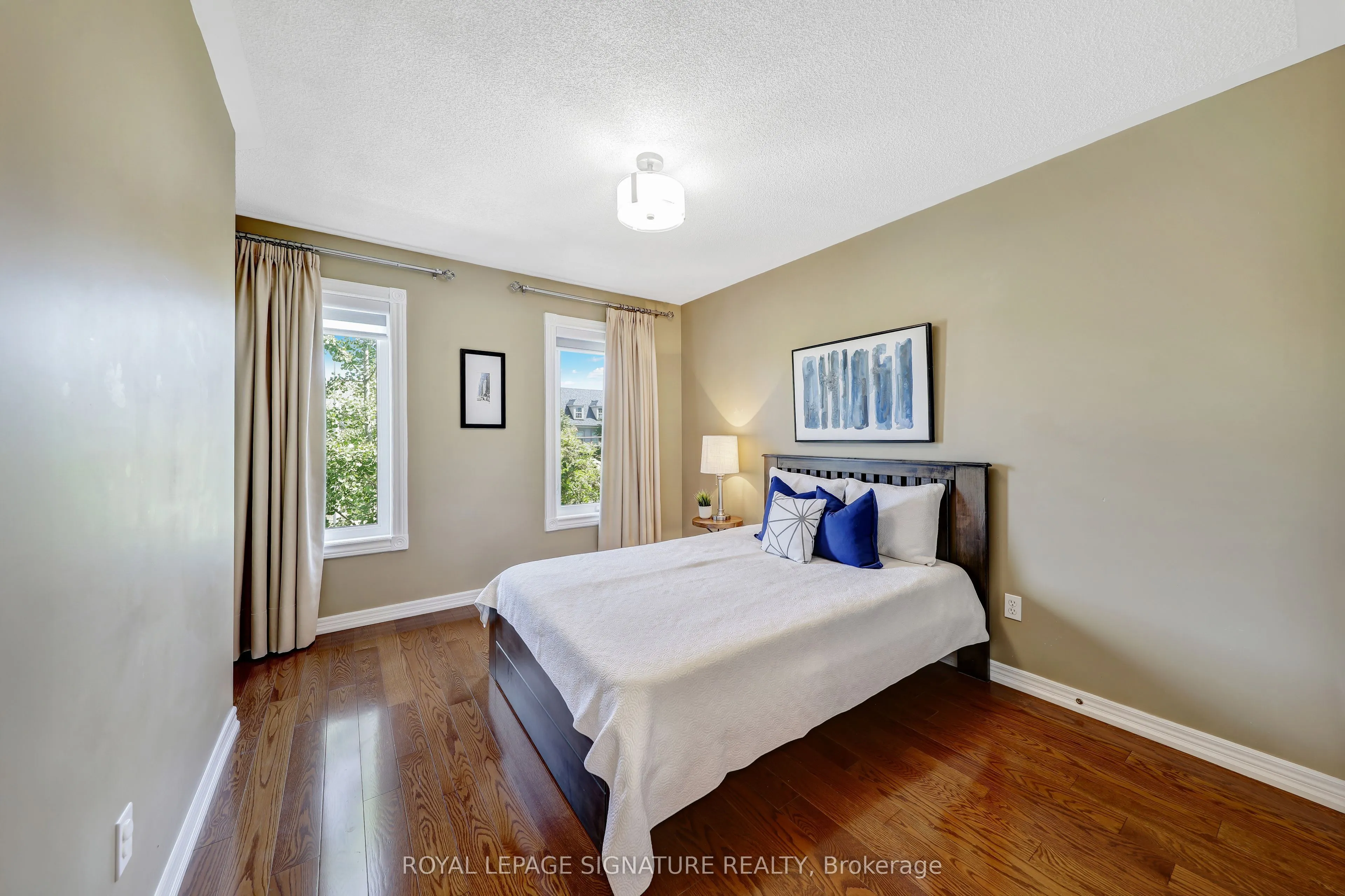 3469 Eglinton Avenue